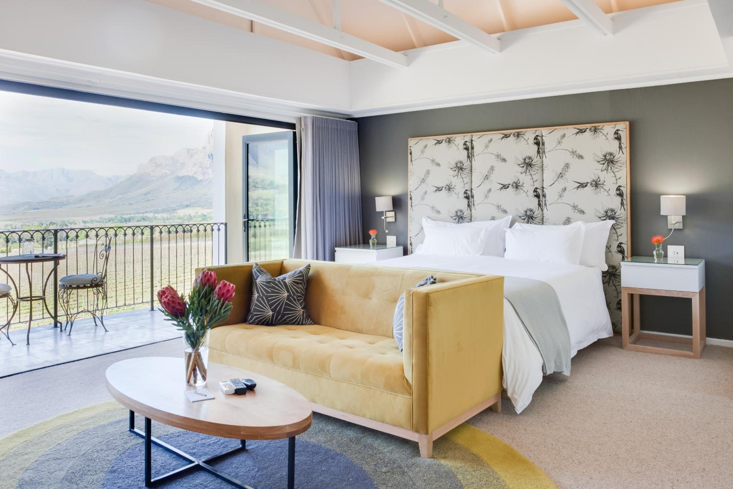 Superior King Suite photo 2