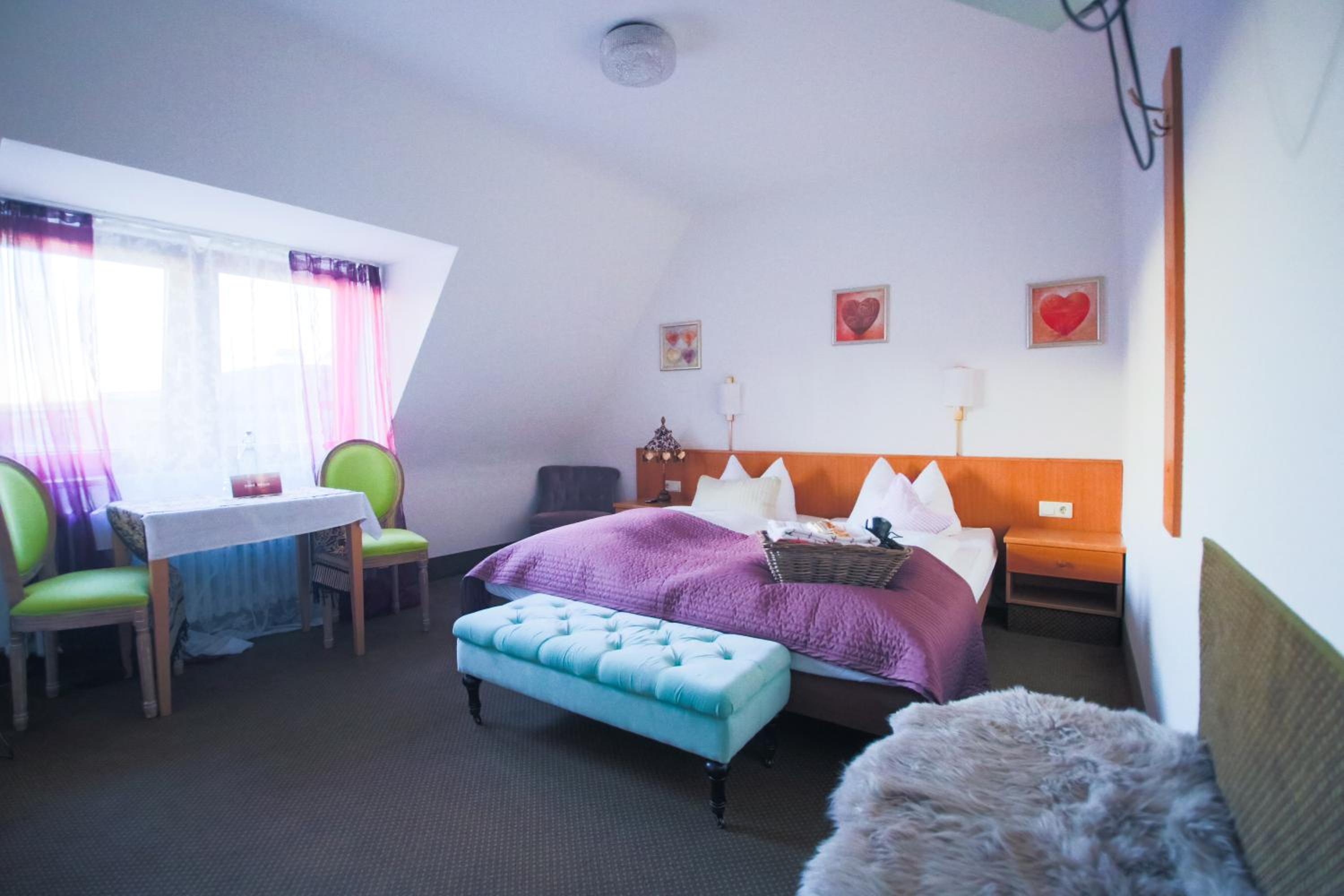 Double Room - Photo 3