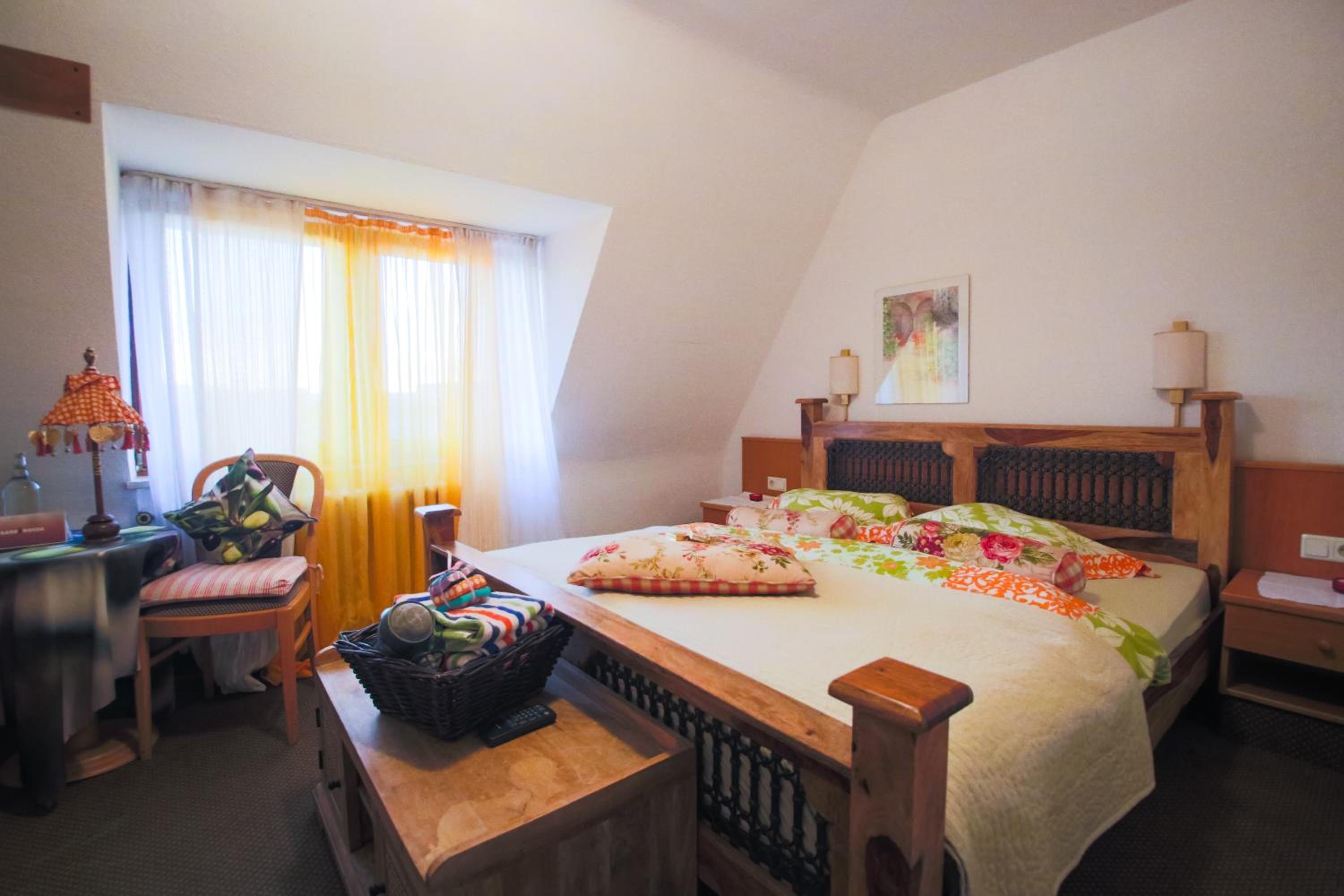 Double Room - Photo 36