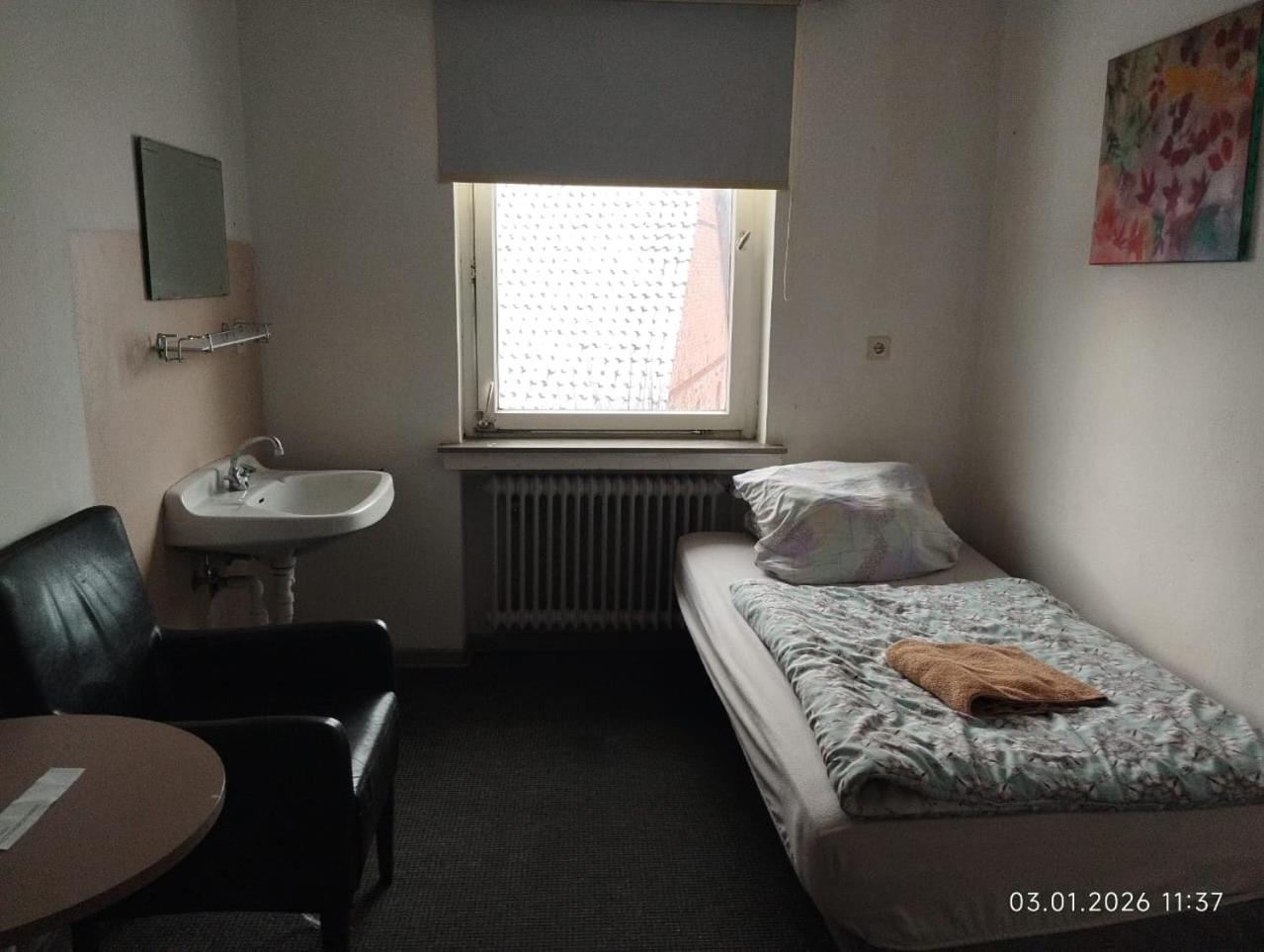 Single Room photo 1