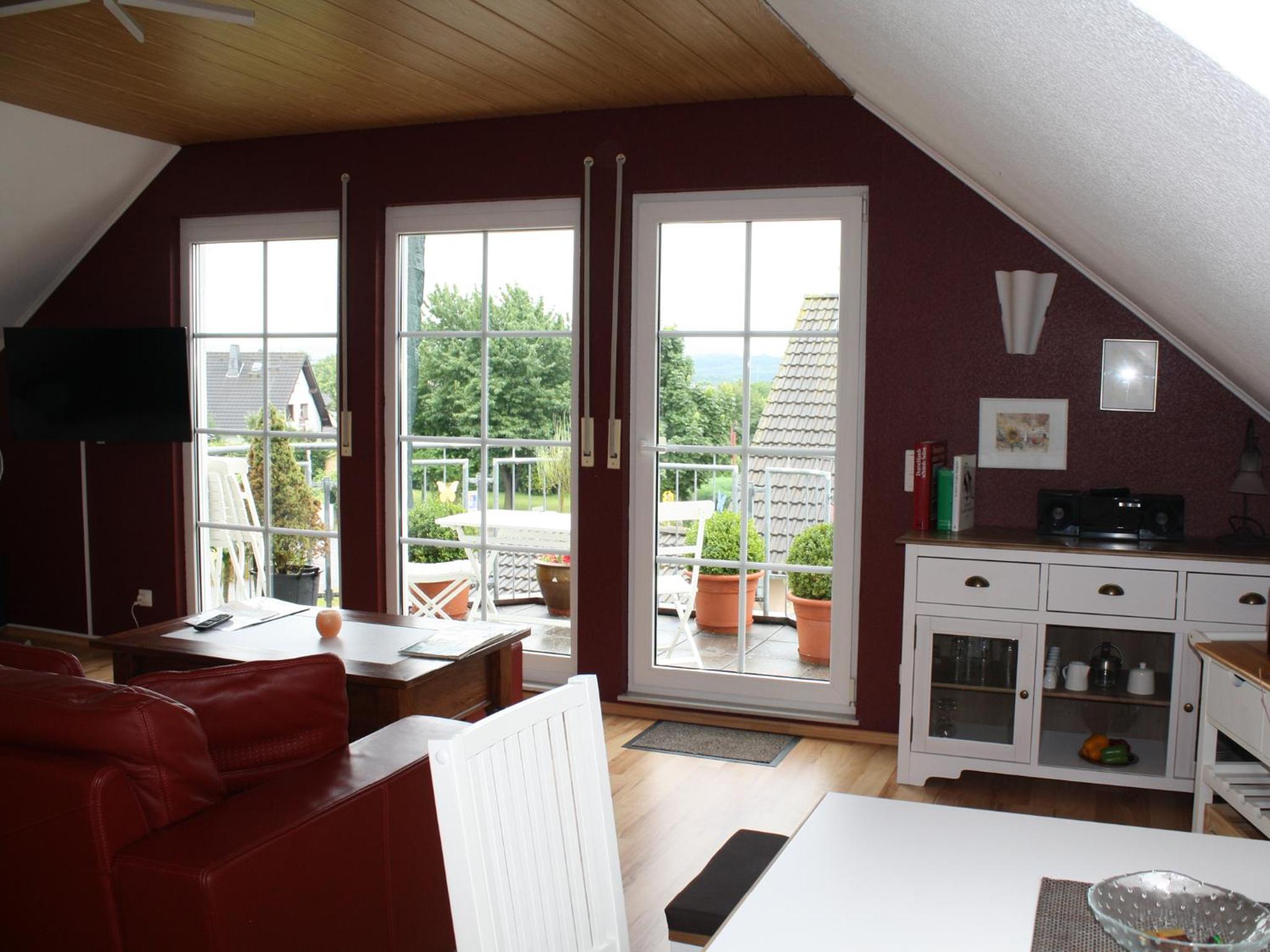 Apartment with Balcony - Photo 9