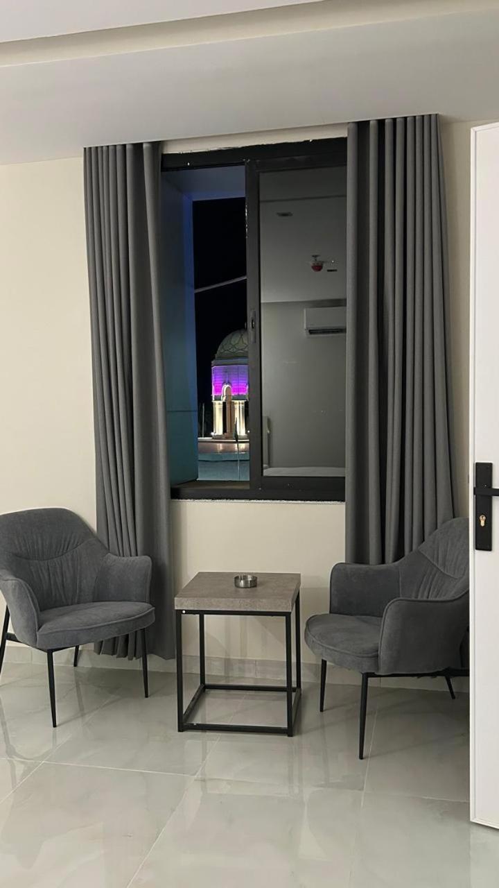 Suite with Garden View photo 2