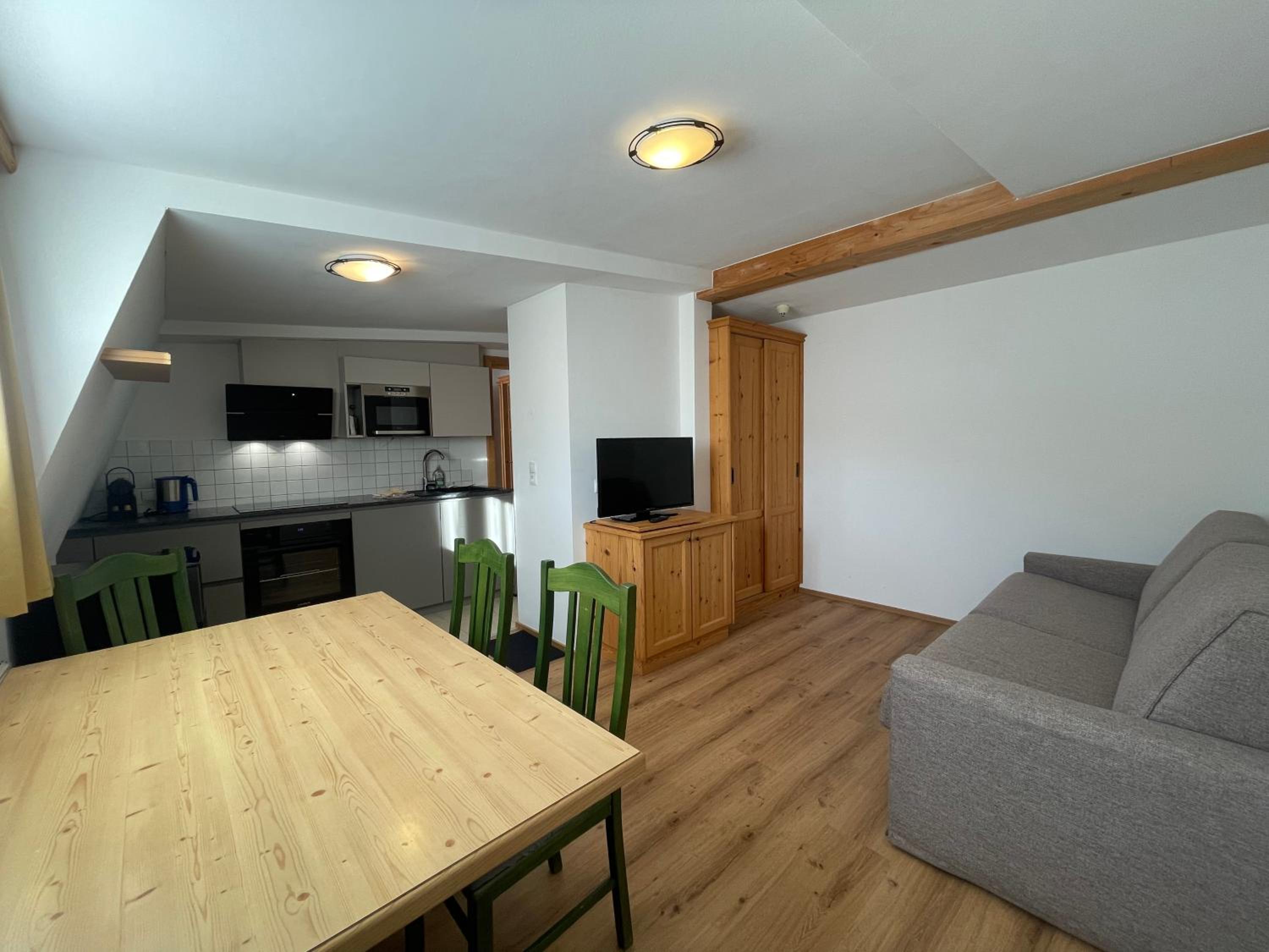 Studio Apartment photo 1