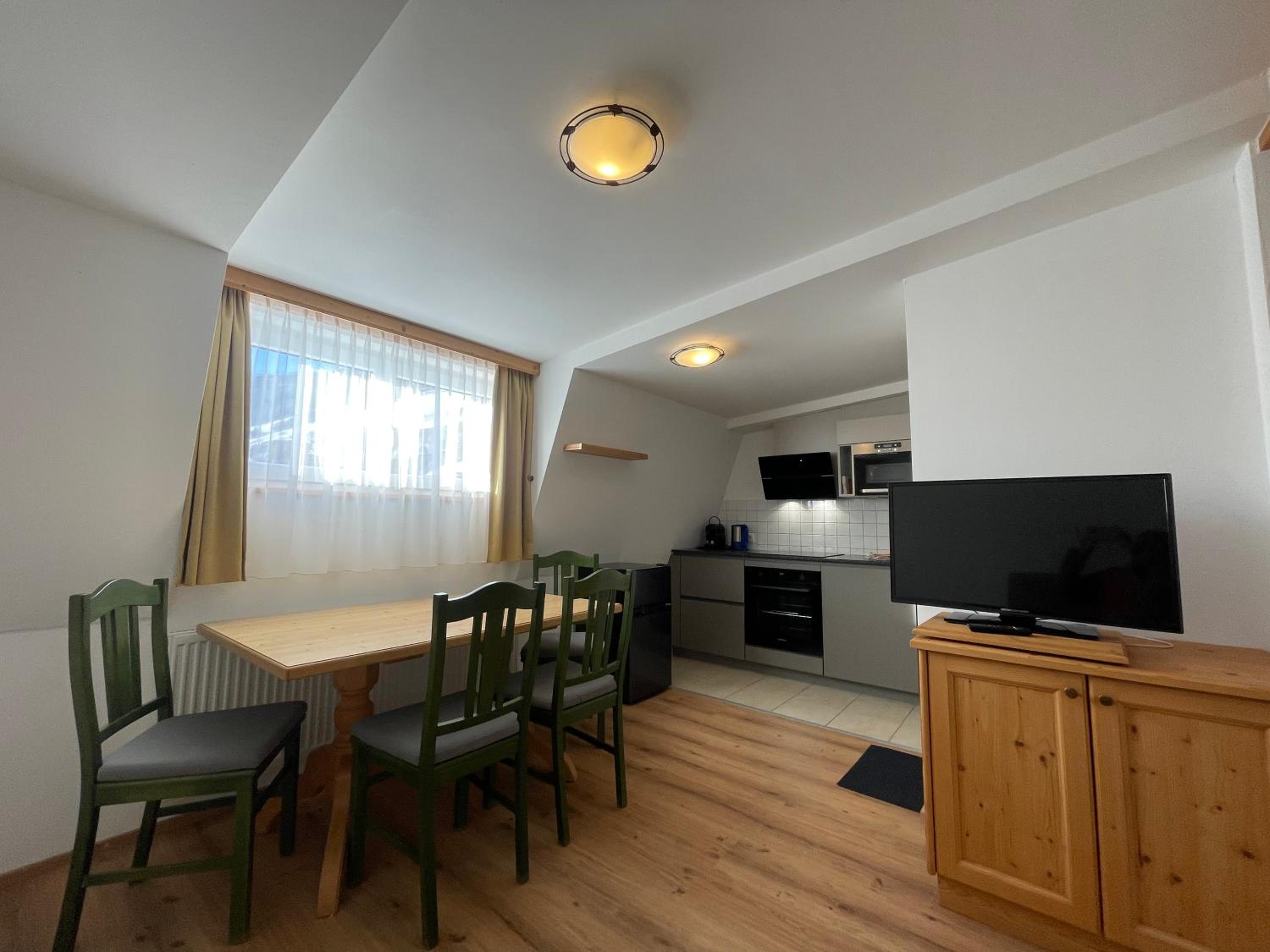 Studio Apartment photo 2