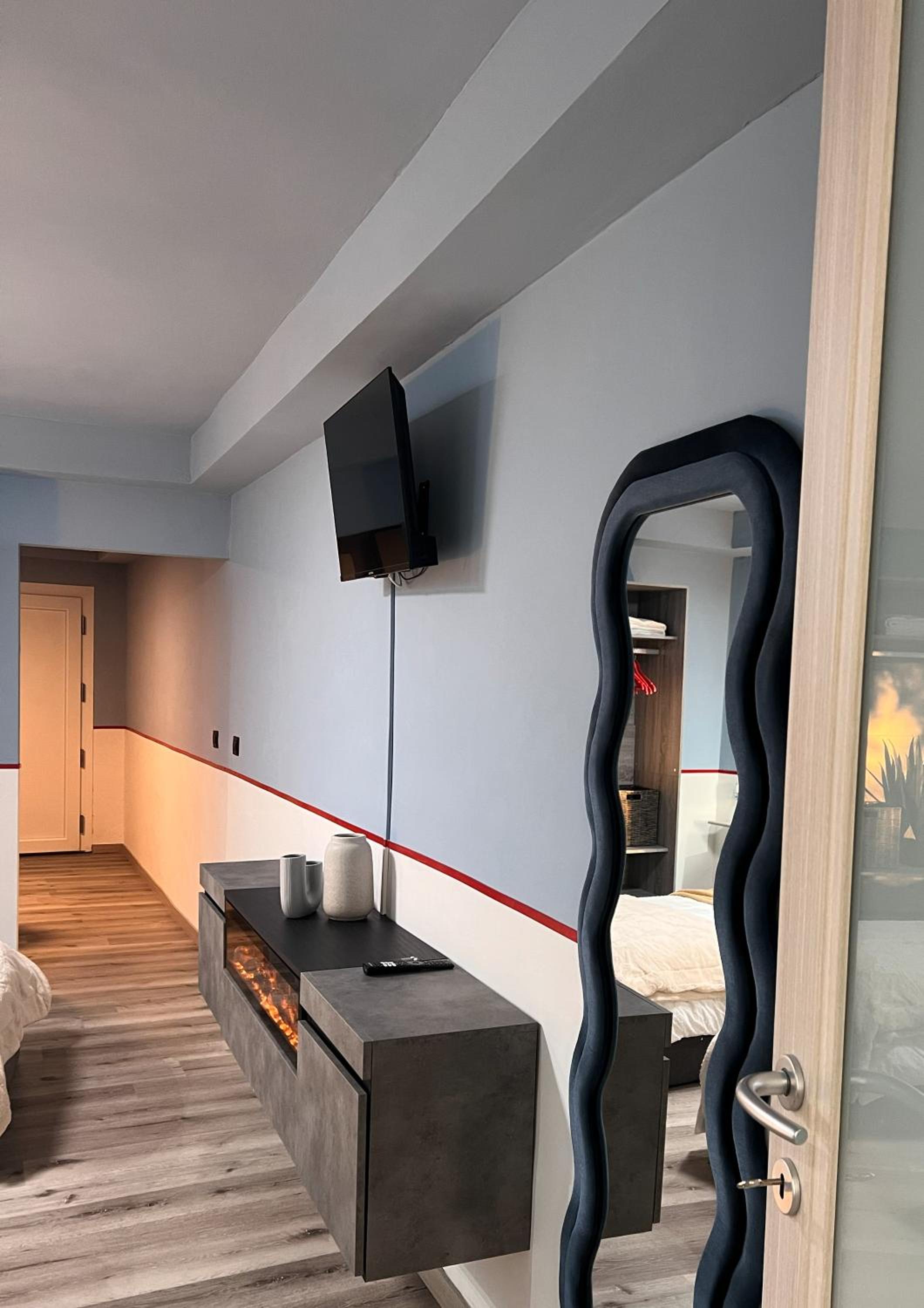 Deluxe Triple Room photo 2