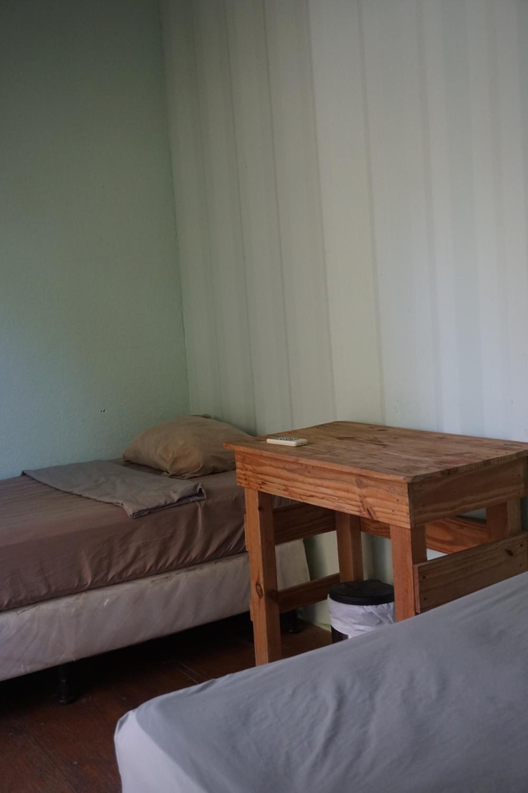 Basic Triple Room with Shared Bathroom photo 2