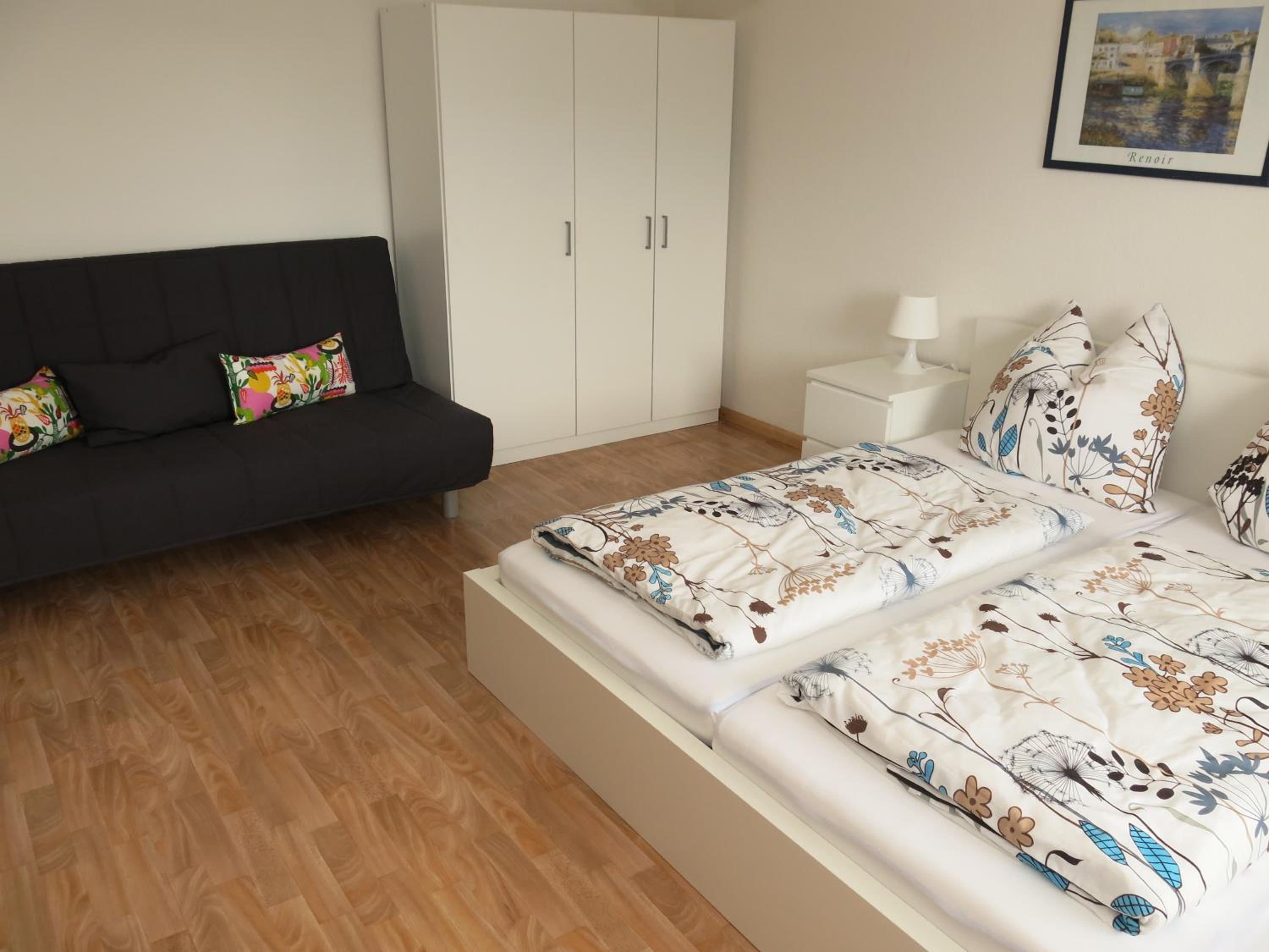 Two-Bedroom Apartment - Photo 7