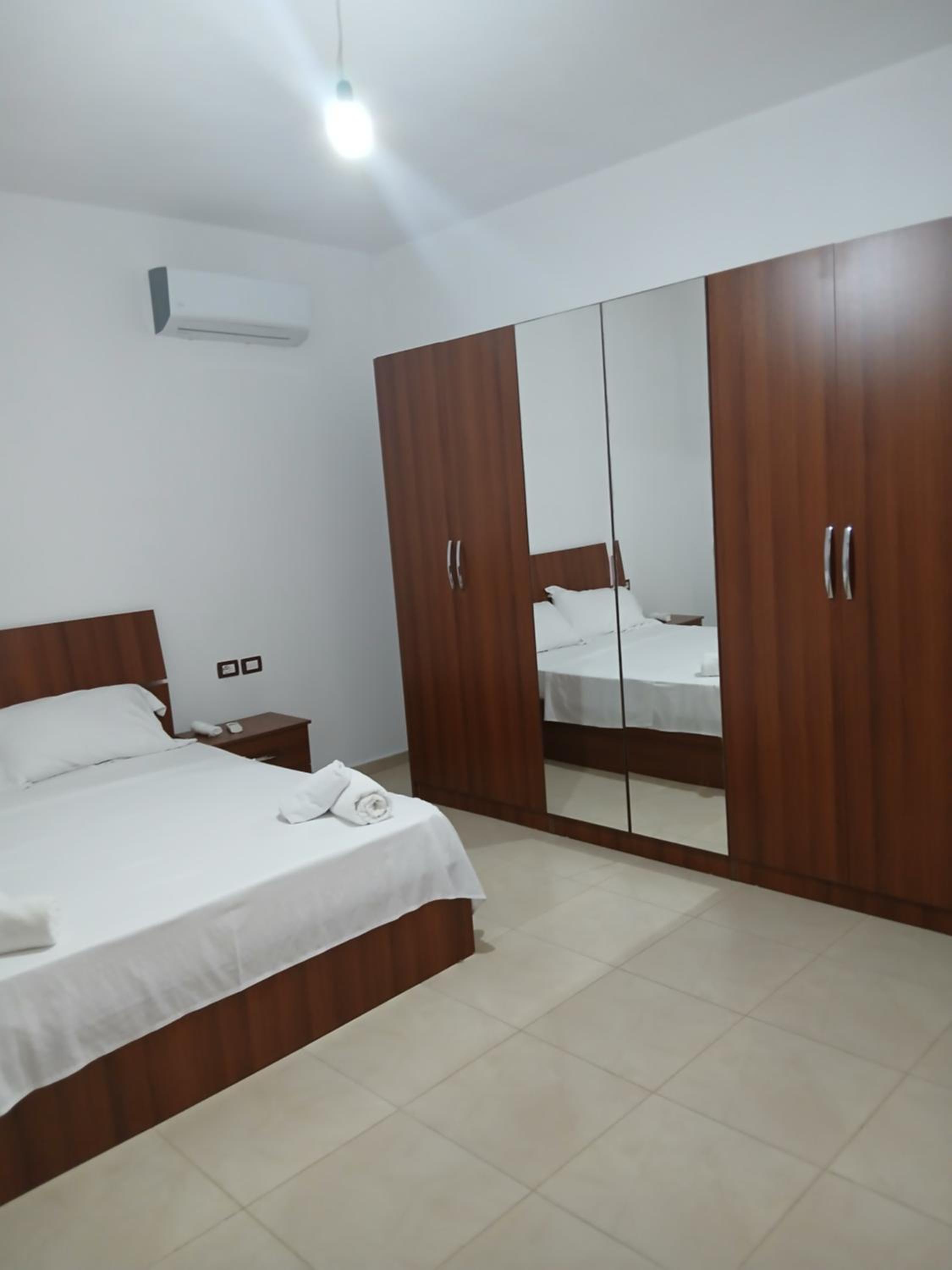 Two-Bedroom Deluxe Apartment photo 2