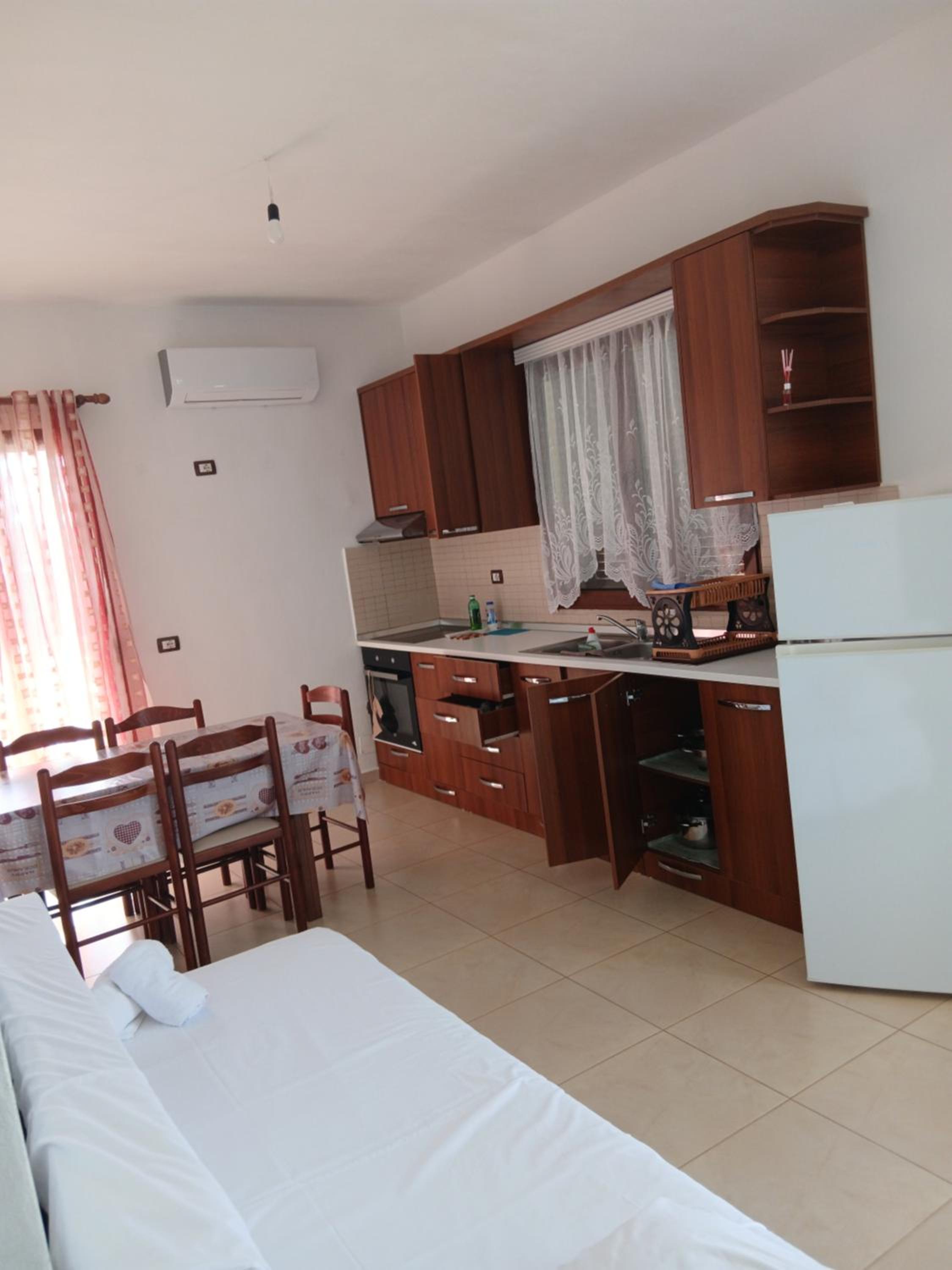 Two-Bedroom Deluxe Apartment photo 2