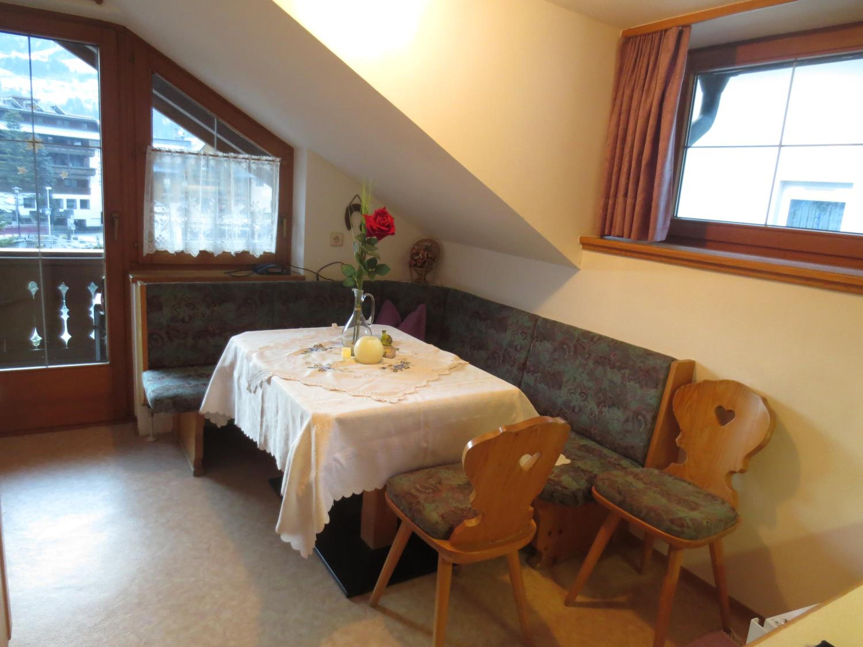 One-Bedroom Apartment (3 Adults) photo 2