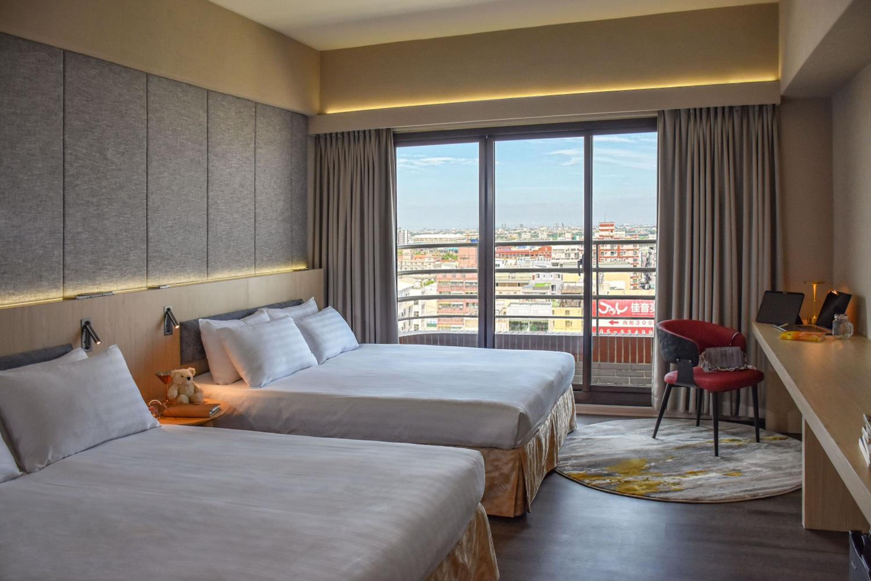 Deluxe Quadruple Room - Photo 1