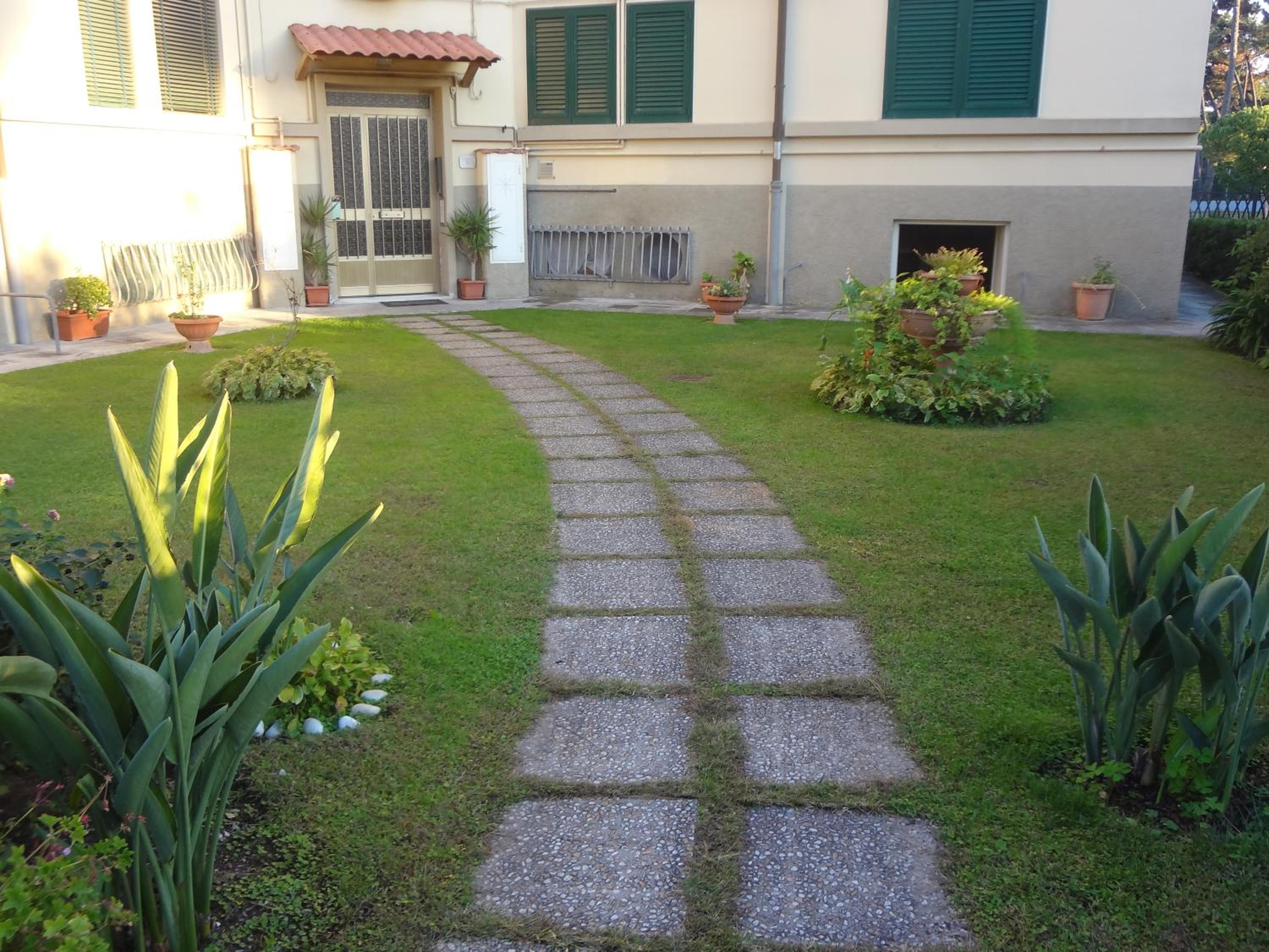 Apartment - Photo 13