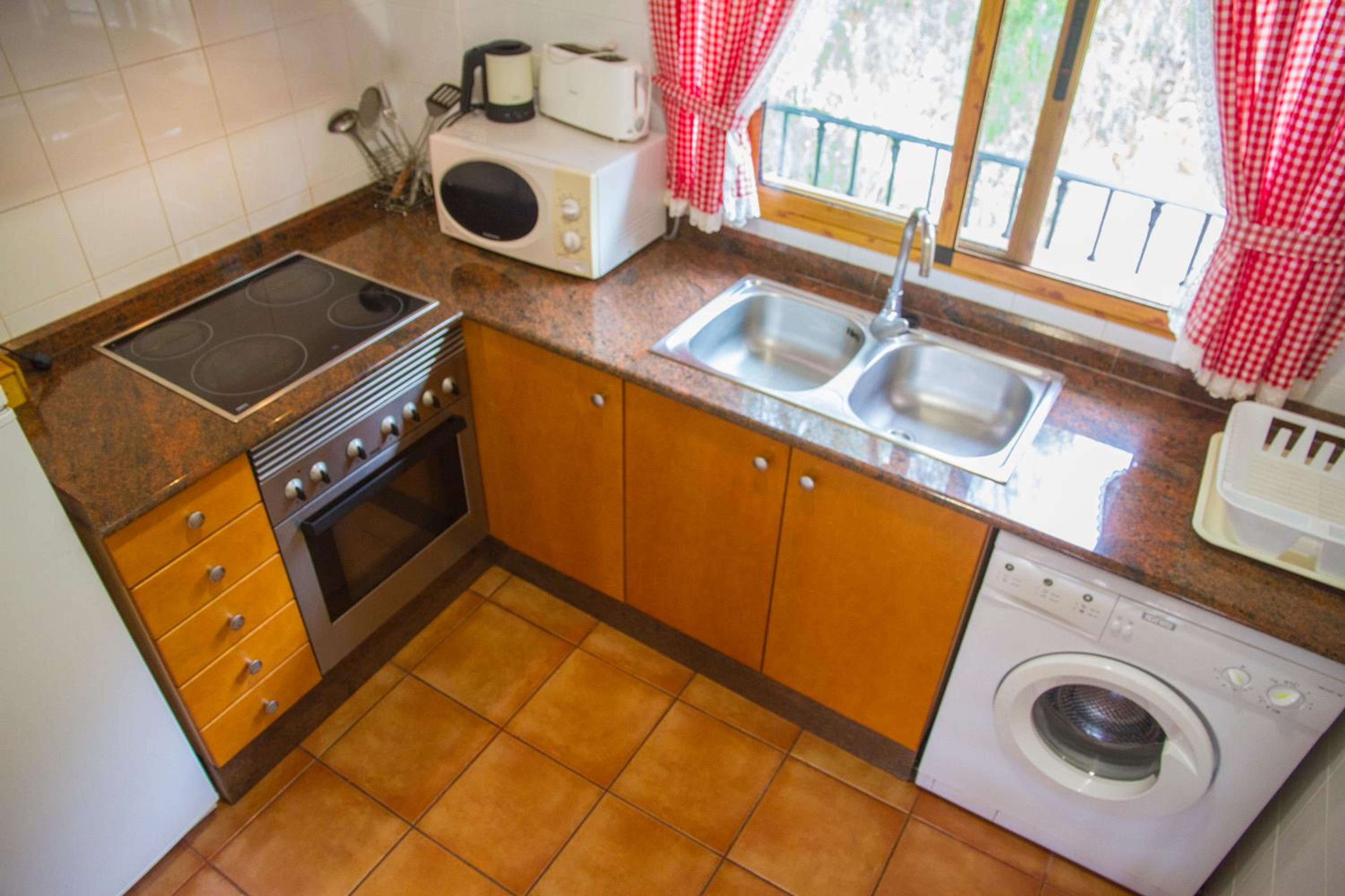 Apartment with Terrace photo 2