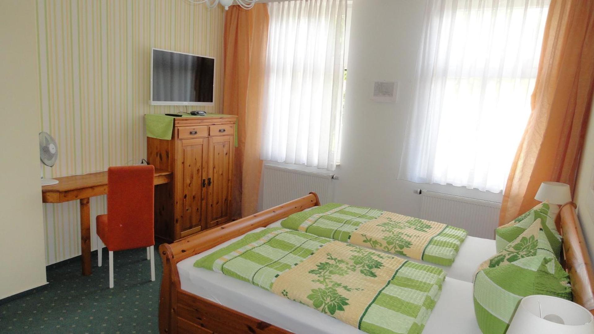 Standard Double Room photo 1