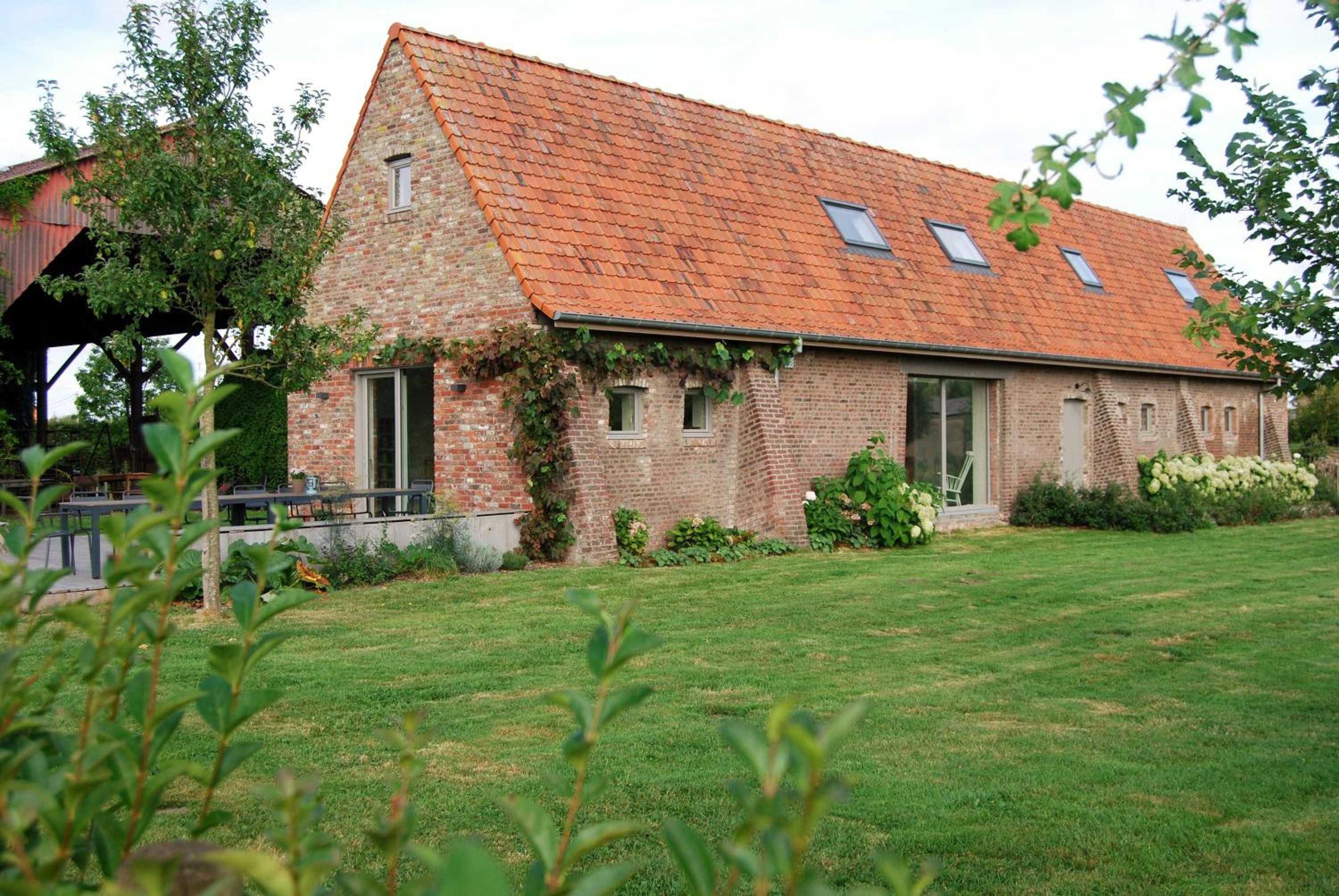 Four-Bedroom House photo 2