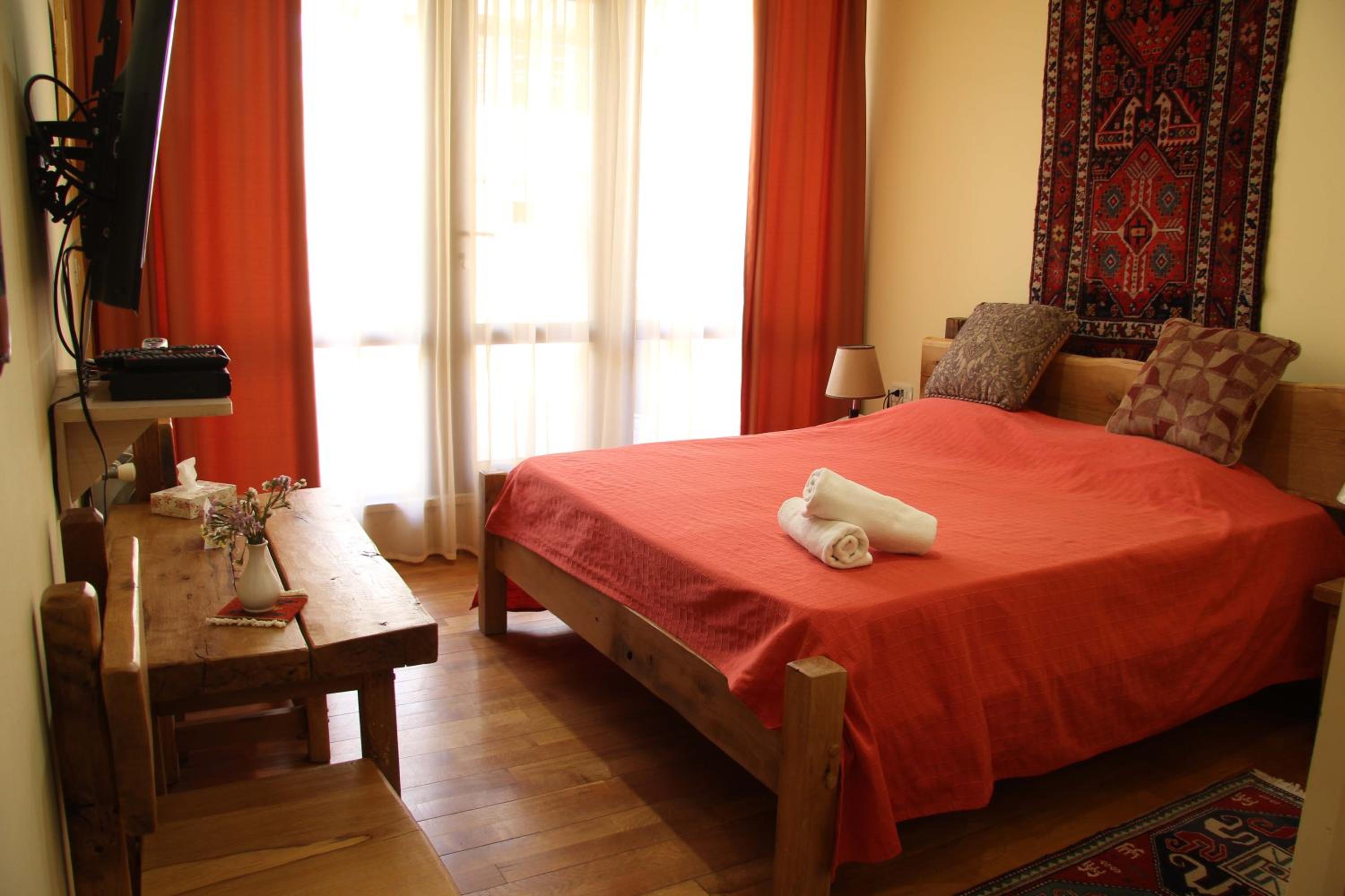 Budget Double Room photo 2