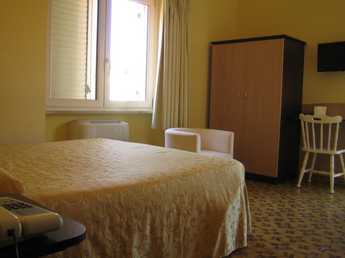 Comfort Single Room with Balcony photo 3
