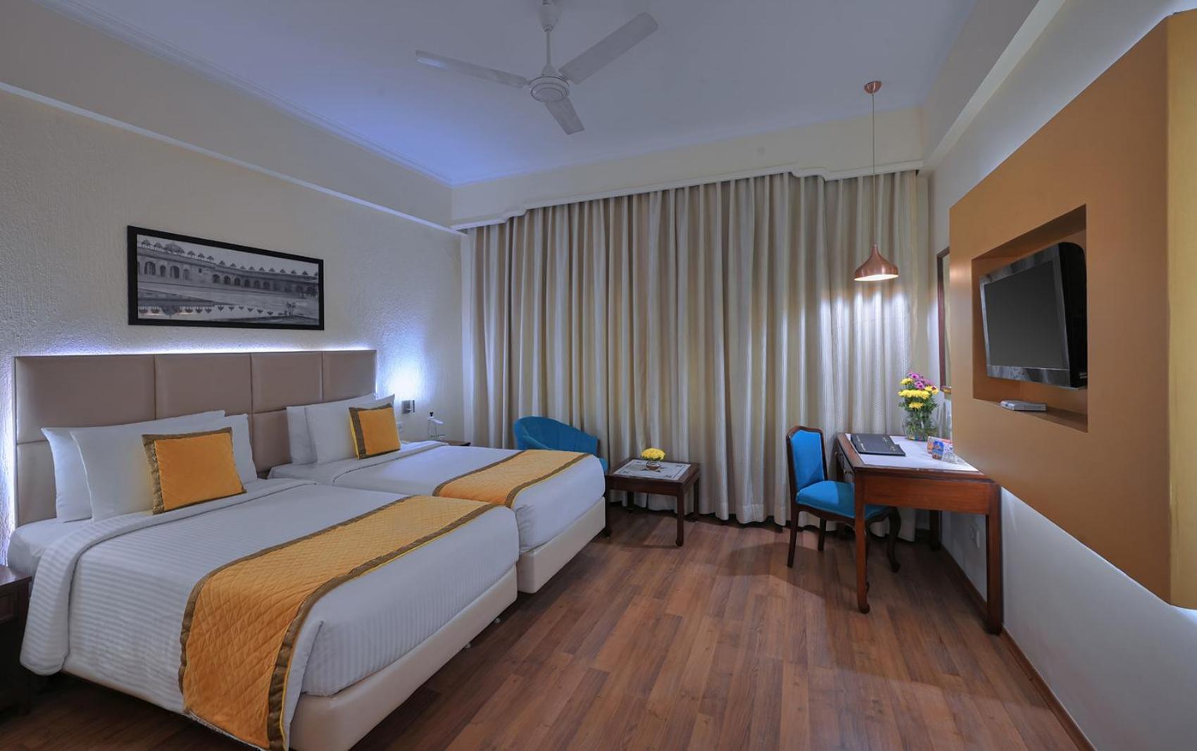 Superior Twin Room