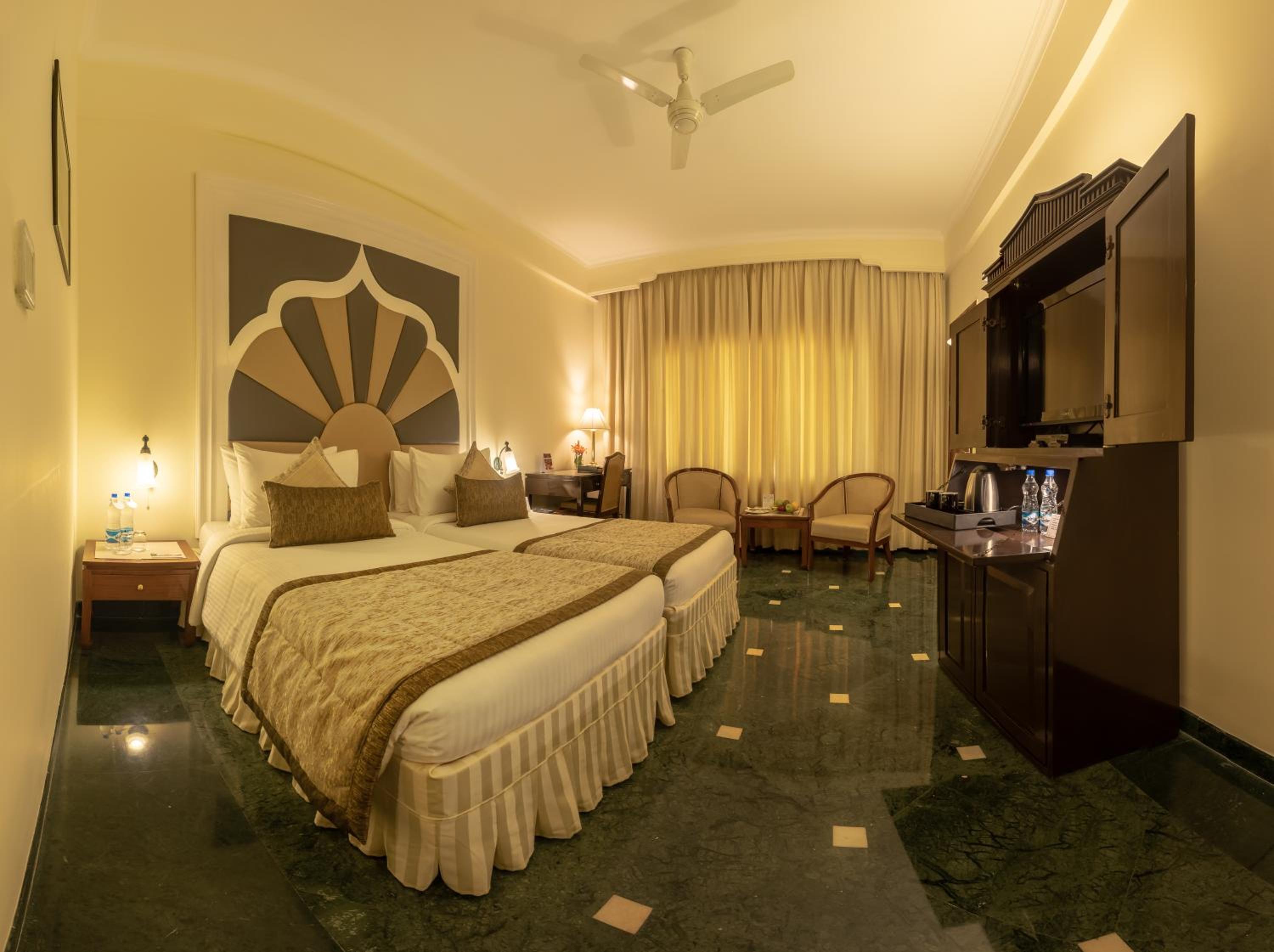 Large Double Room