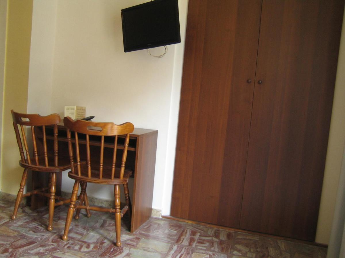 Triple Room photo 1