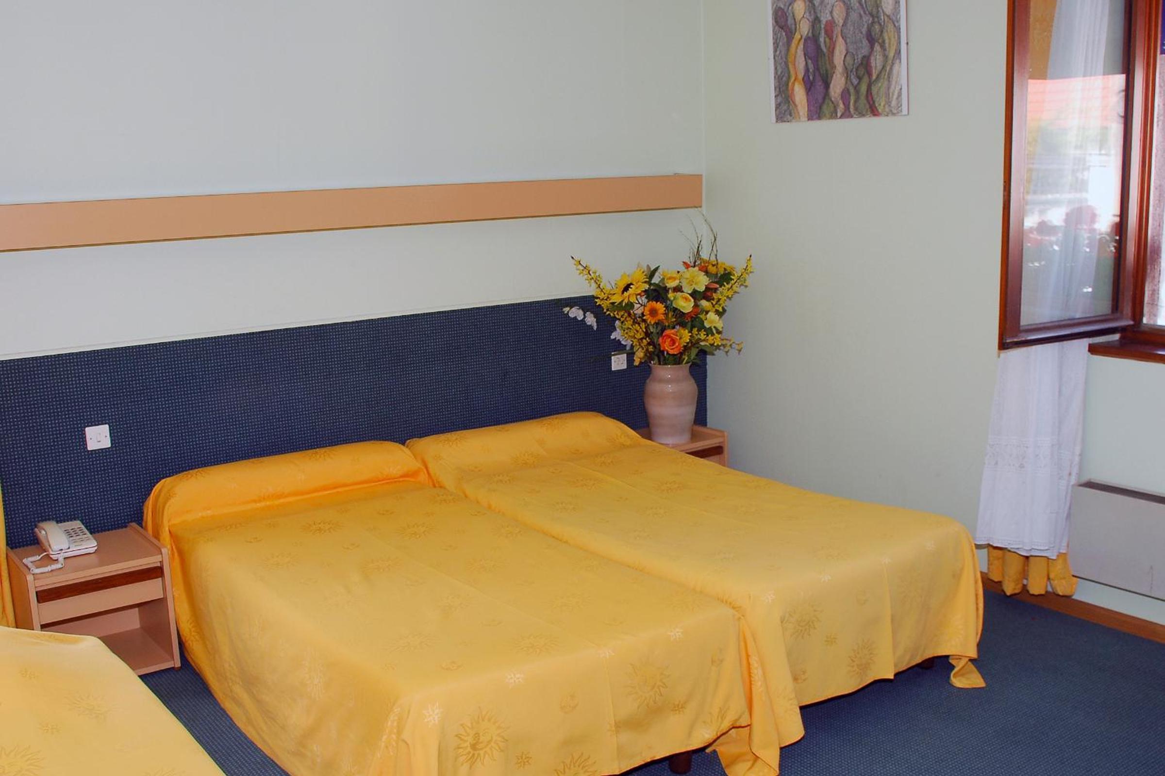 Triple Room photo 3