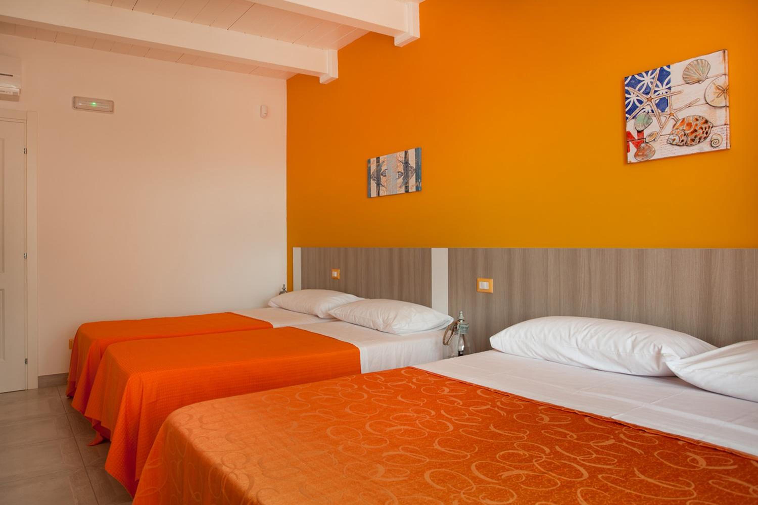 Comfort Quadruple Room - Photo 4