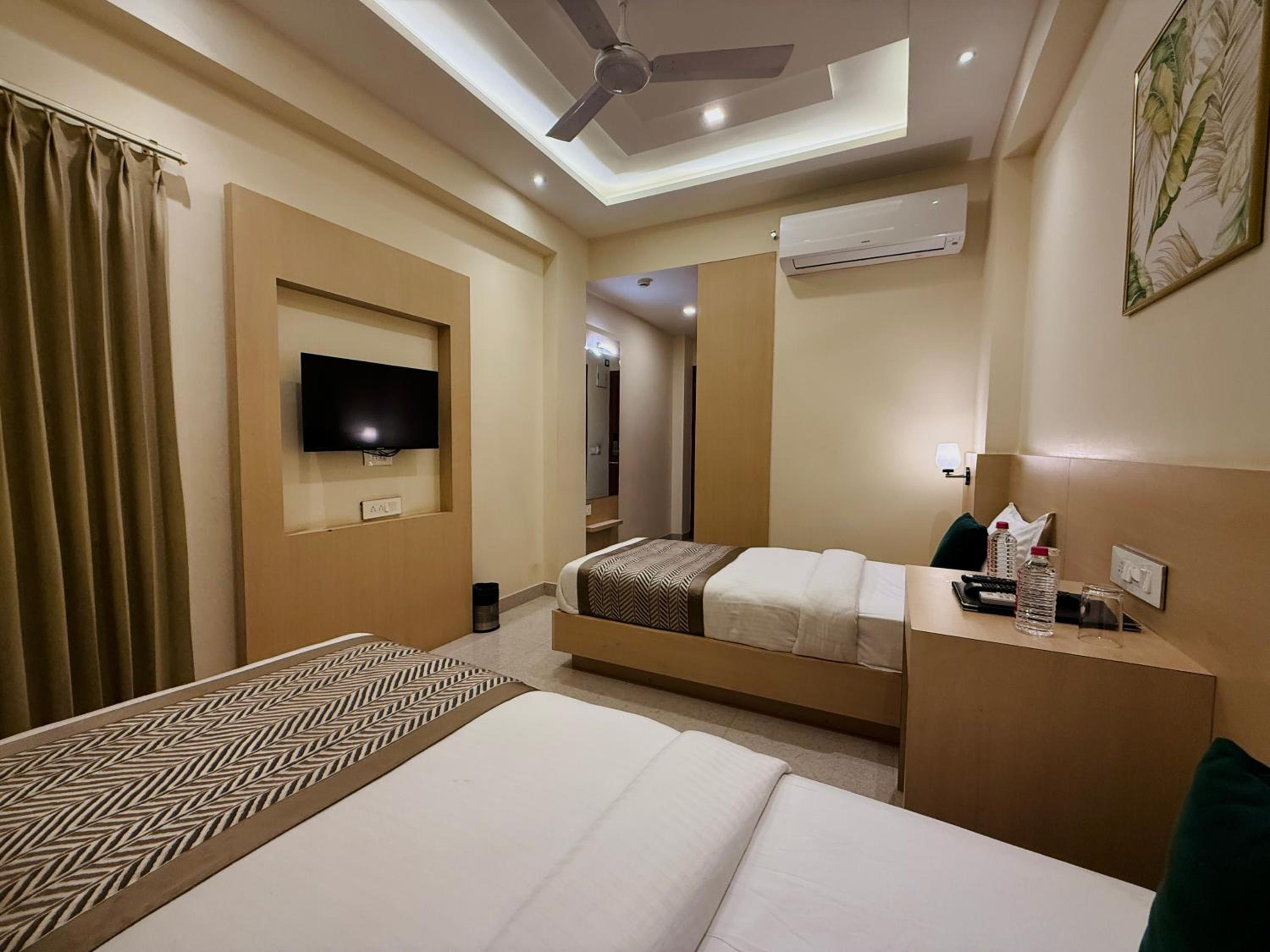 Deluxe Twin Room - Photo 4