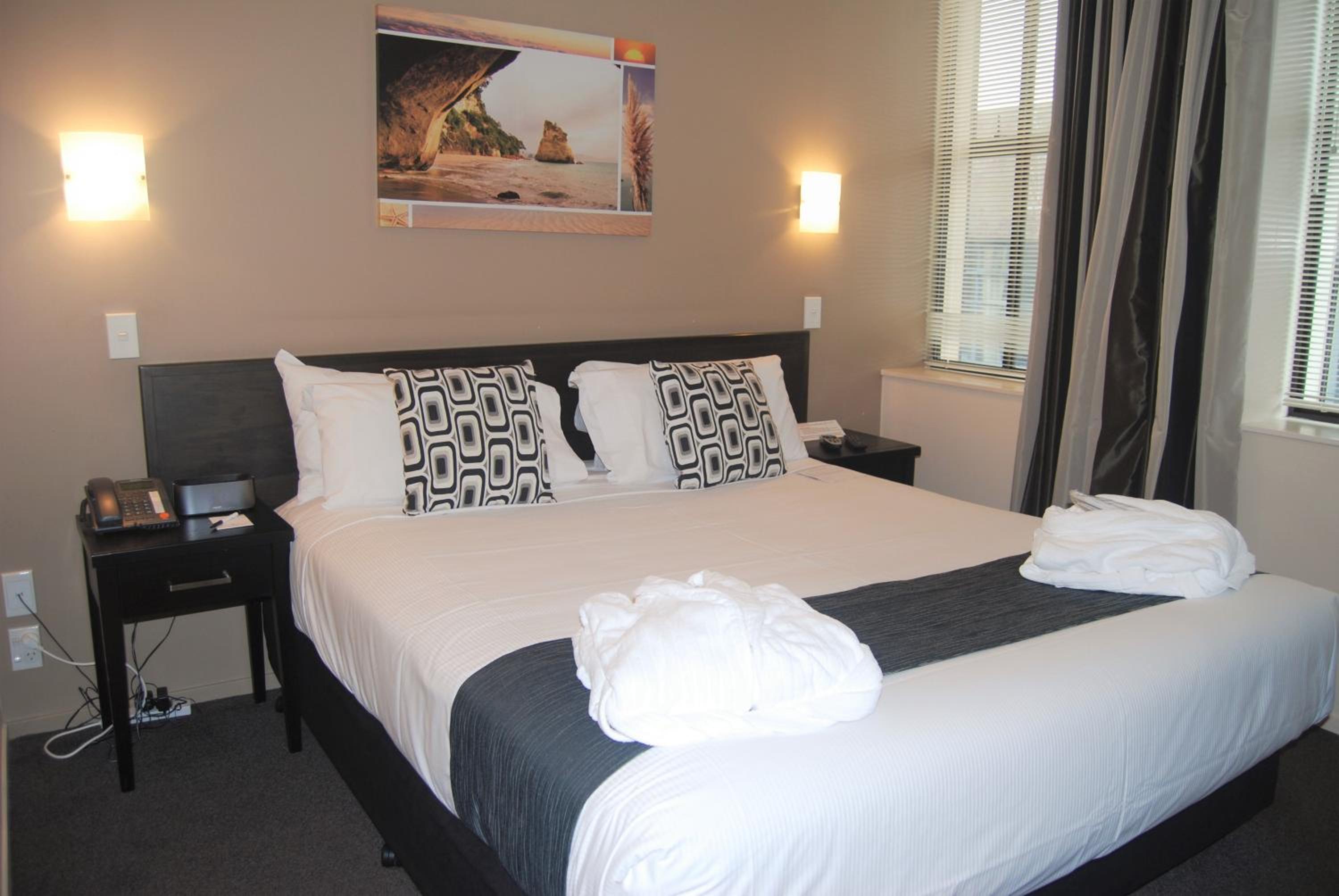One-Bedroom Suite photo 3