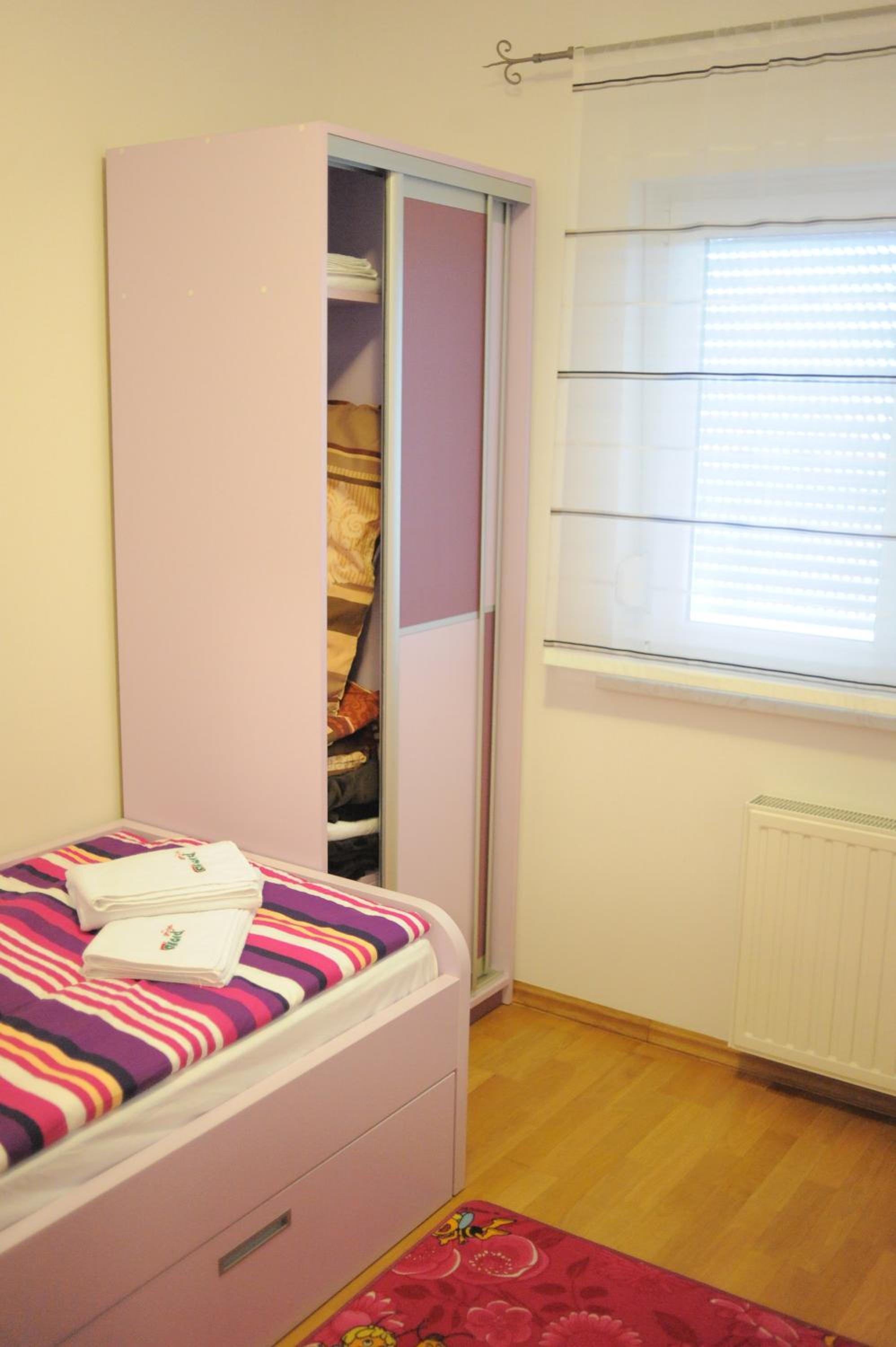 Apartment - Photo 2