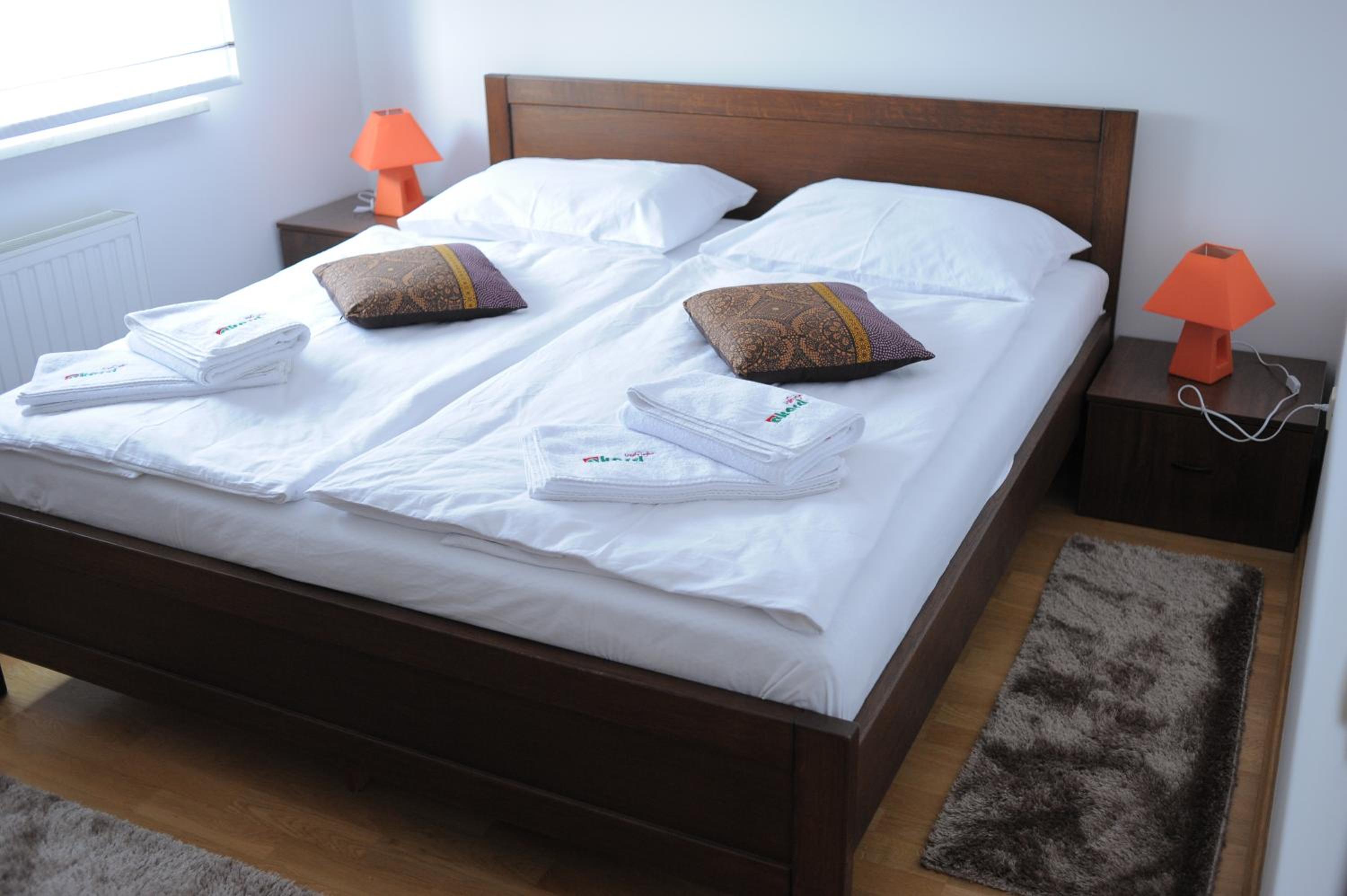 Apartment - Photo 11