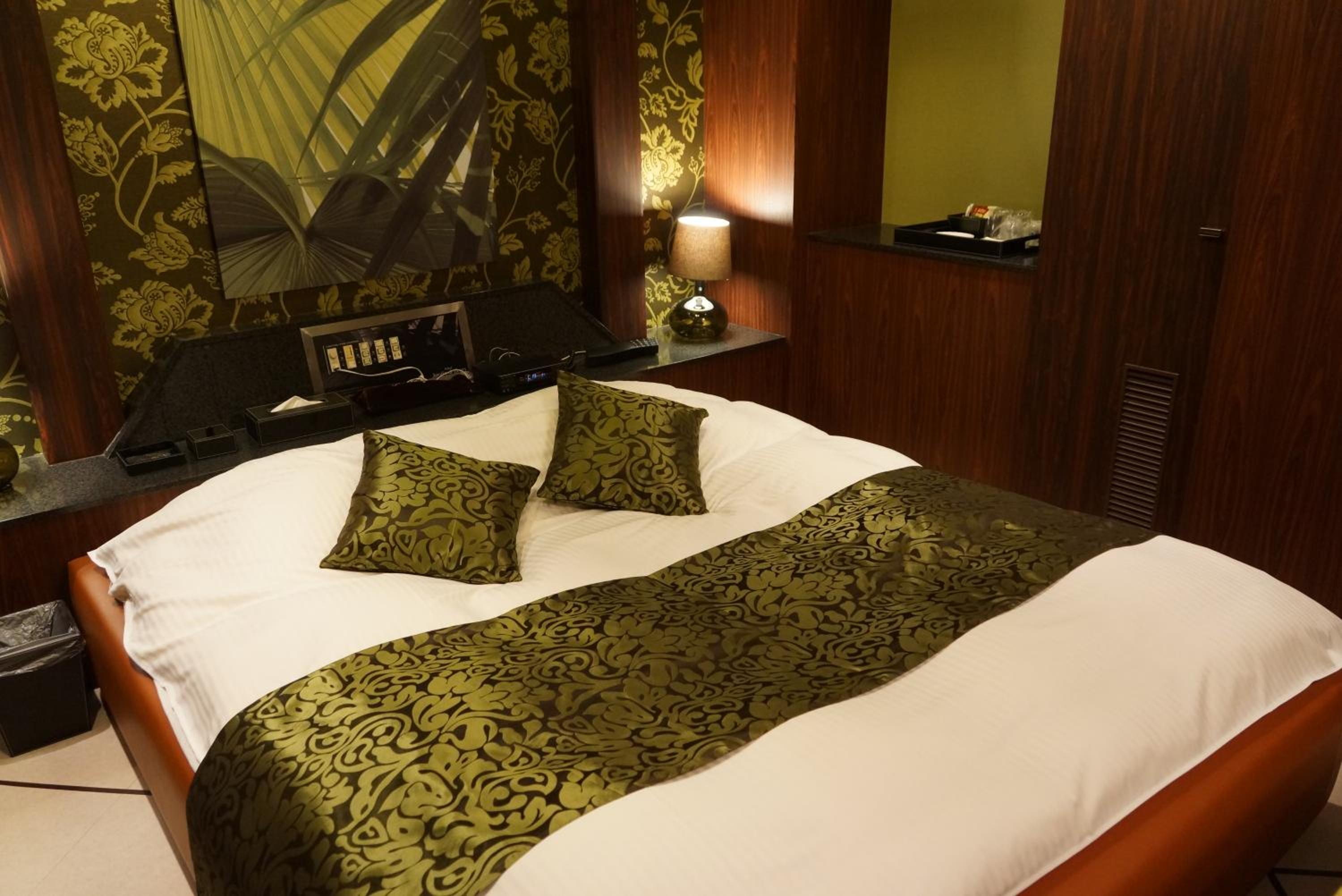 Standard Double Room - Photo 7