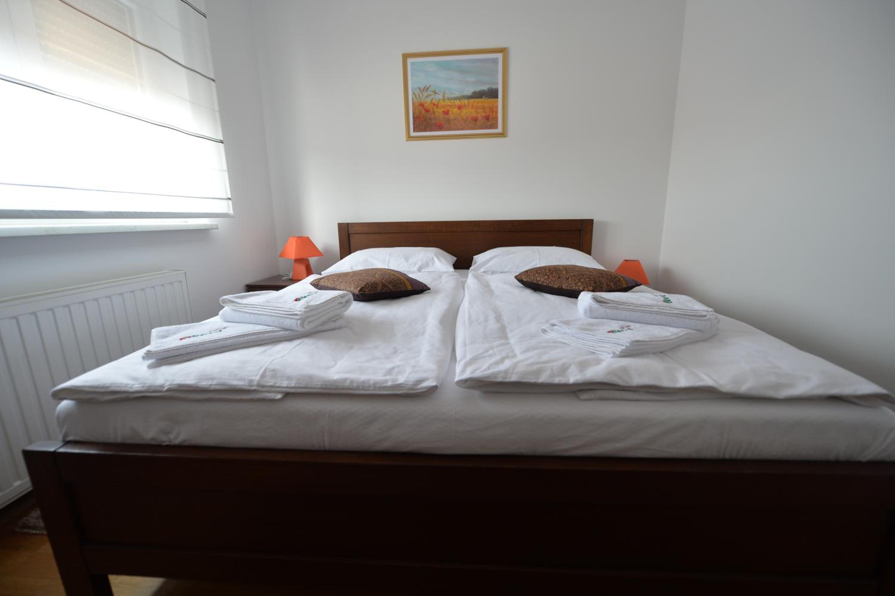 Apartment - Photo 9