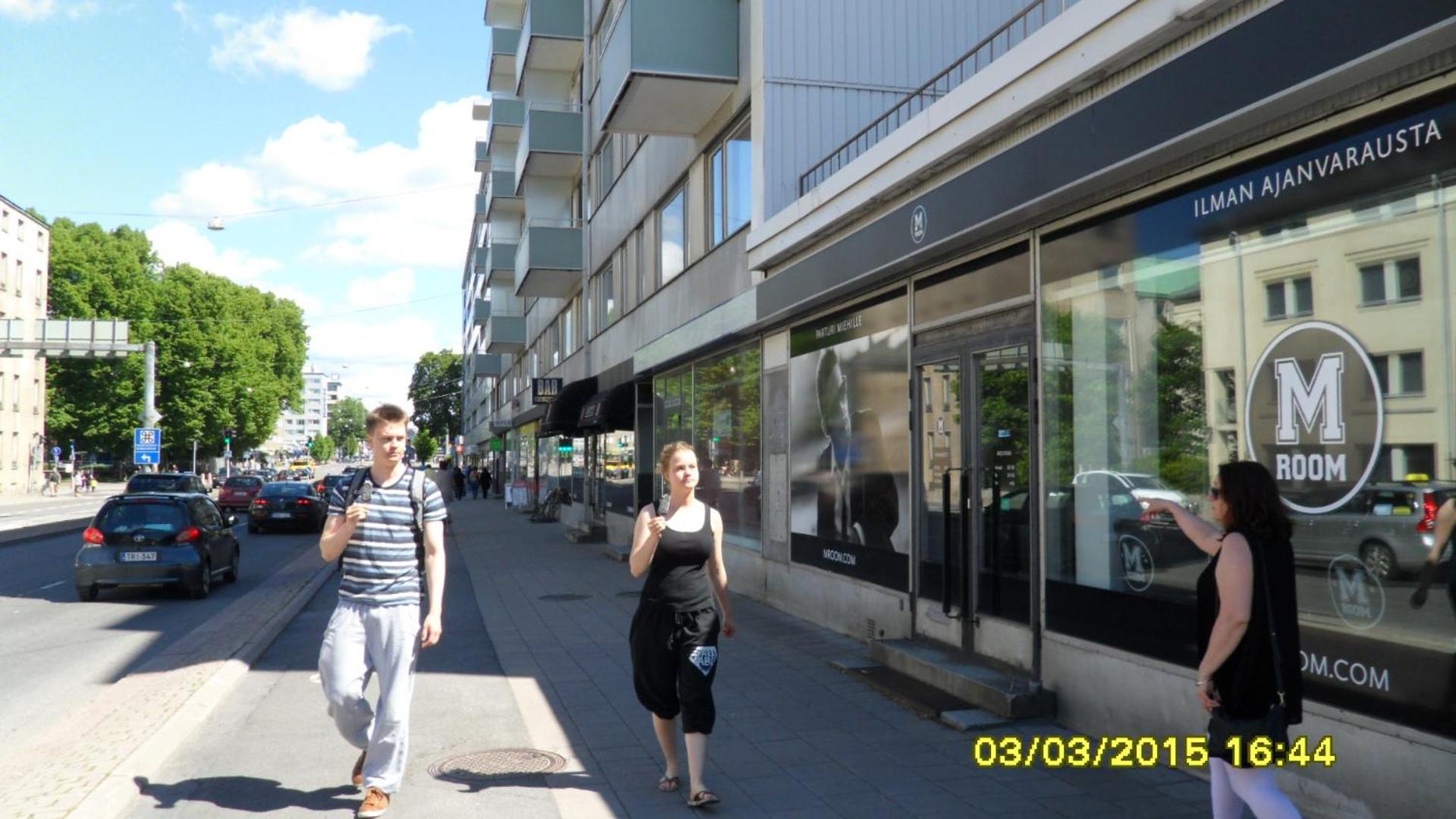 Four-Bedroom Apartment with Balcony  - Photo 39