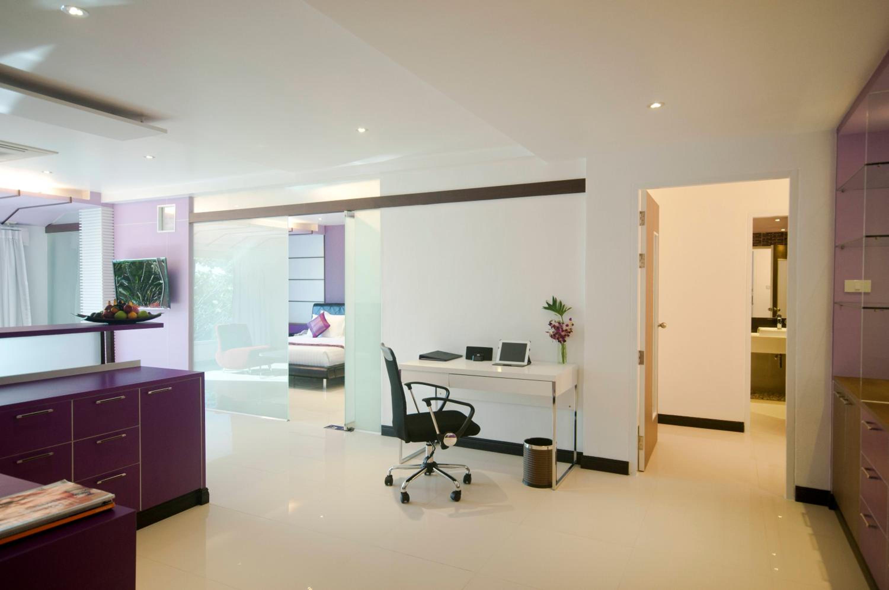 Two-Bedroom Suite - Photo 8
