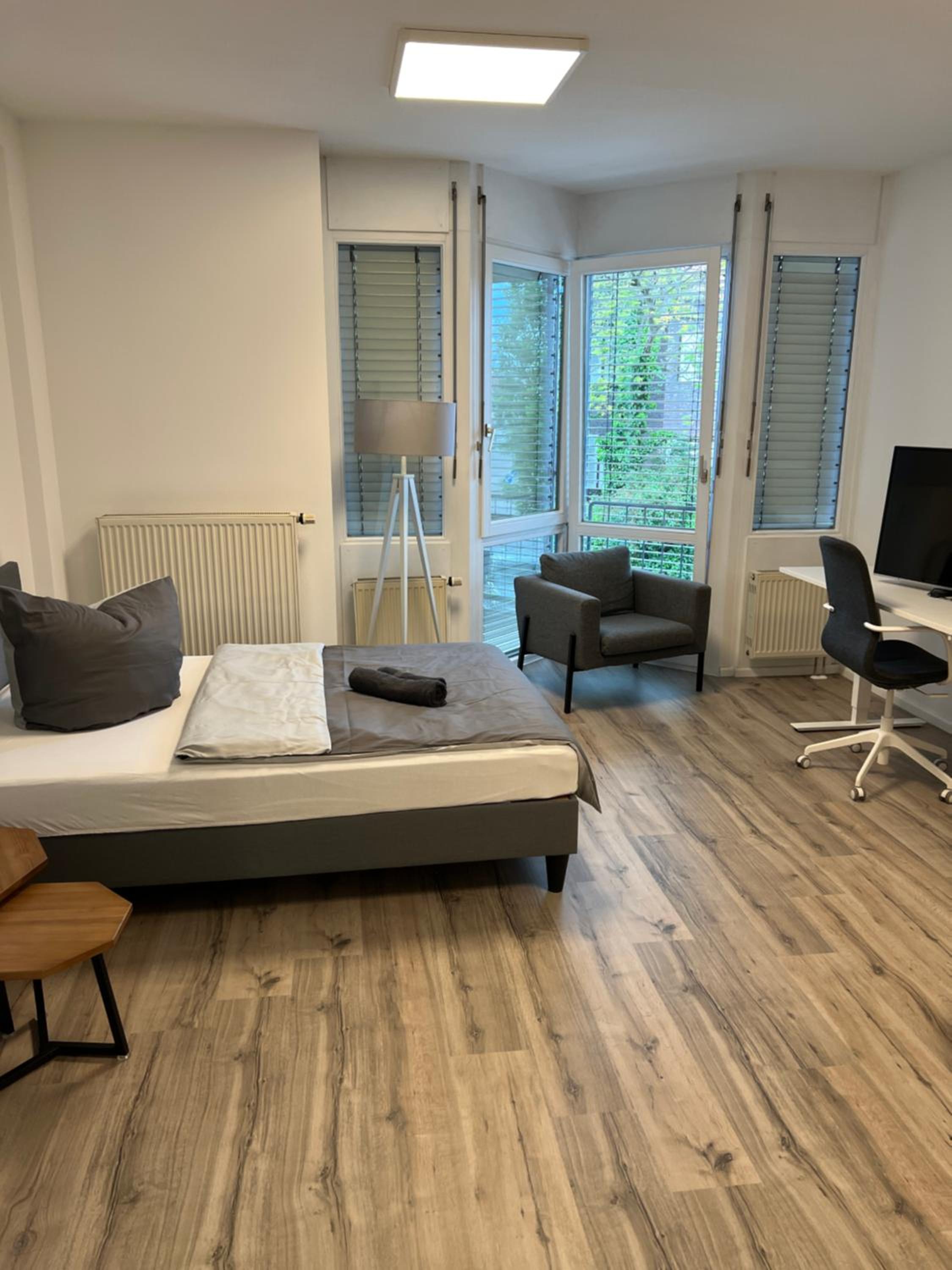 Deluxe Double or Twin Room with City View