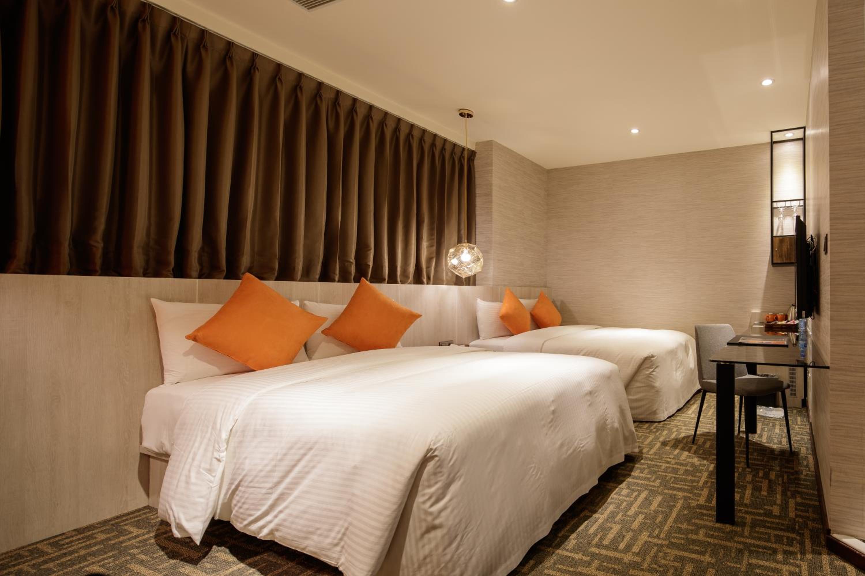 Classic Quadruple Room photo 2