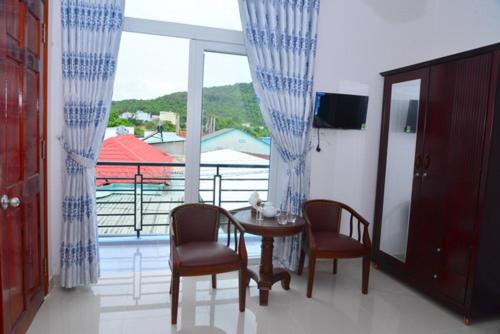Standard Double Room - Photo 10
