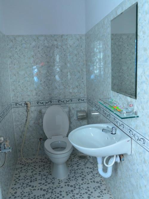Standard Double Room - Photo 6