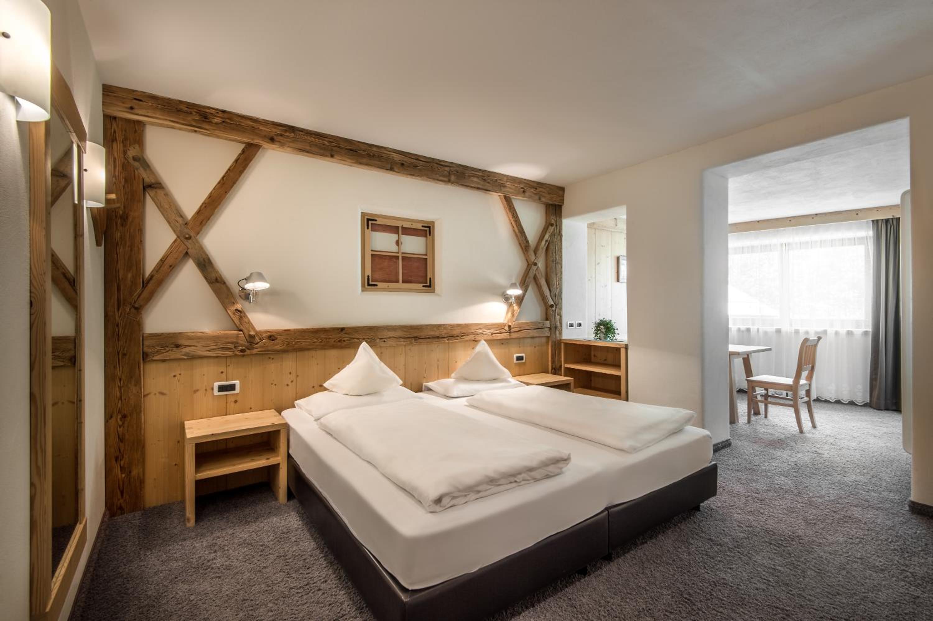 Standard Double Room - Photo 5