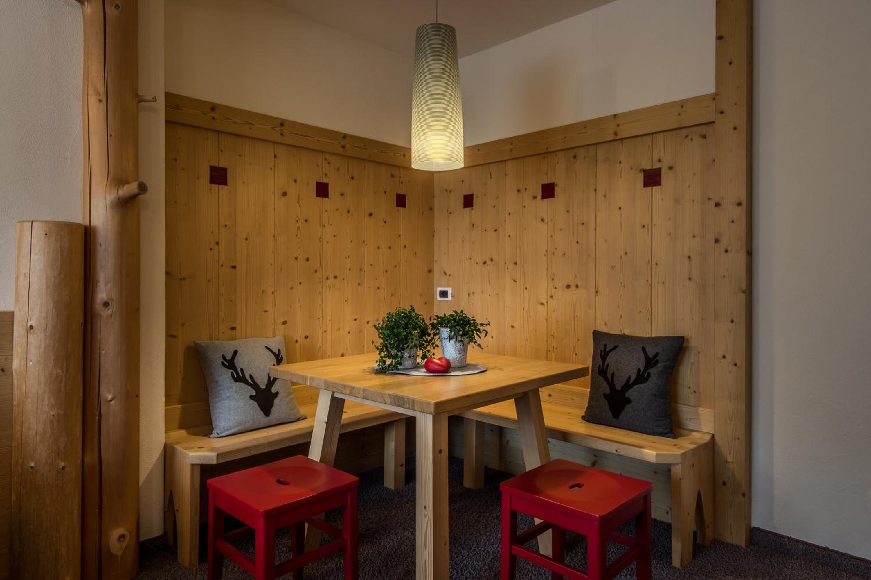 Suite - Photo 3