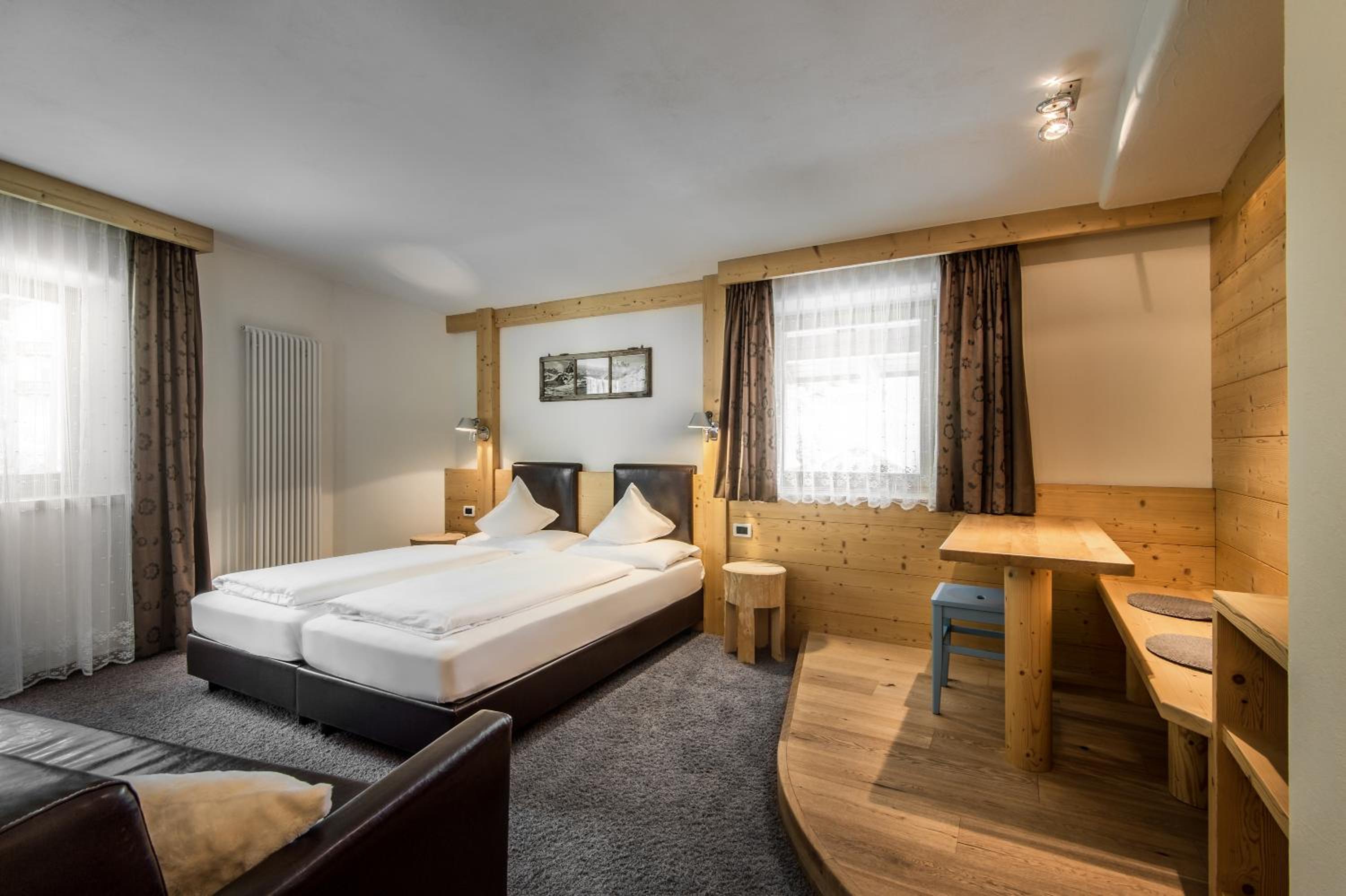 Superior Double Room - Photo 2