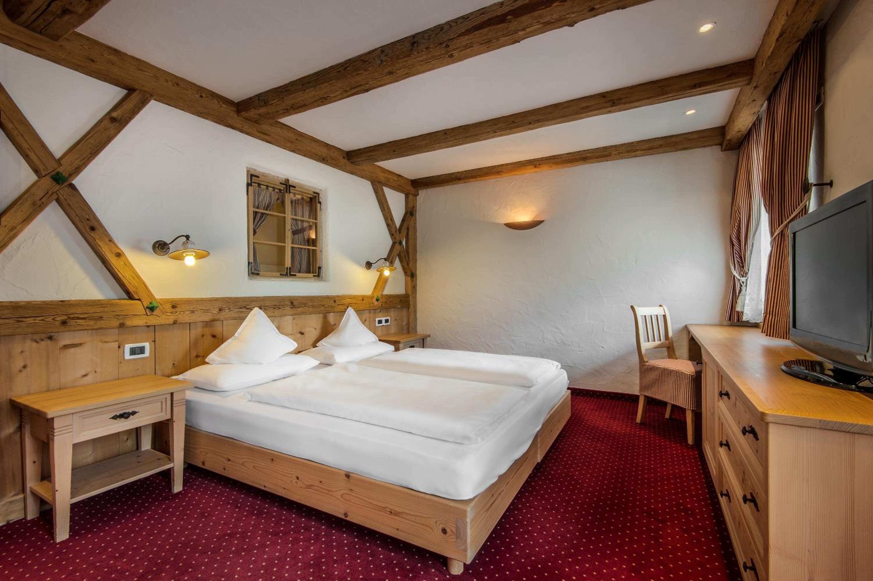 Superior Double Room - Photo 1