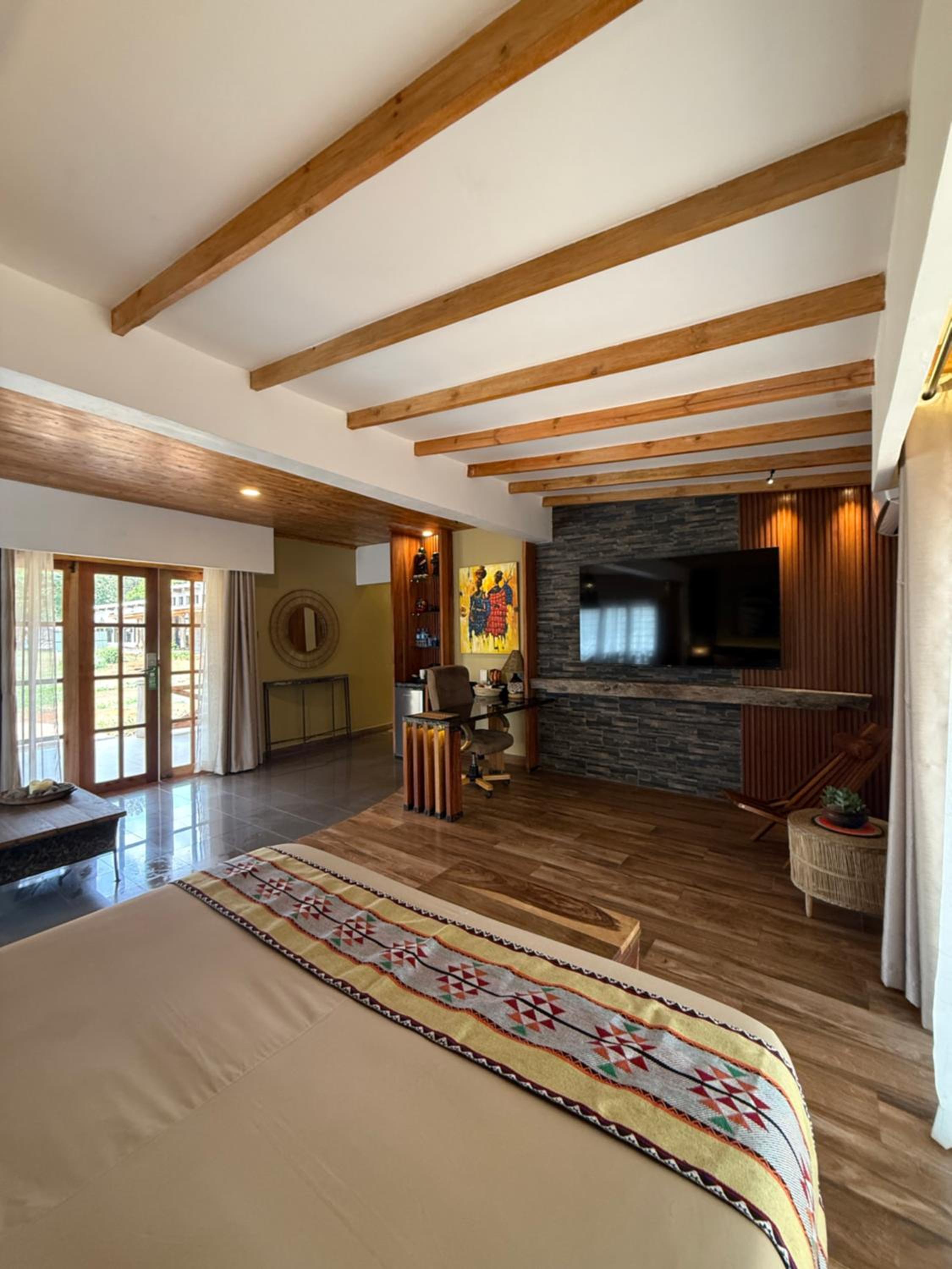 Superior King Room photo 2