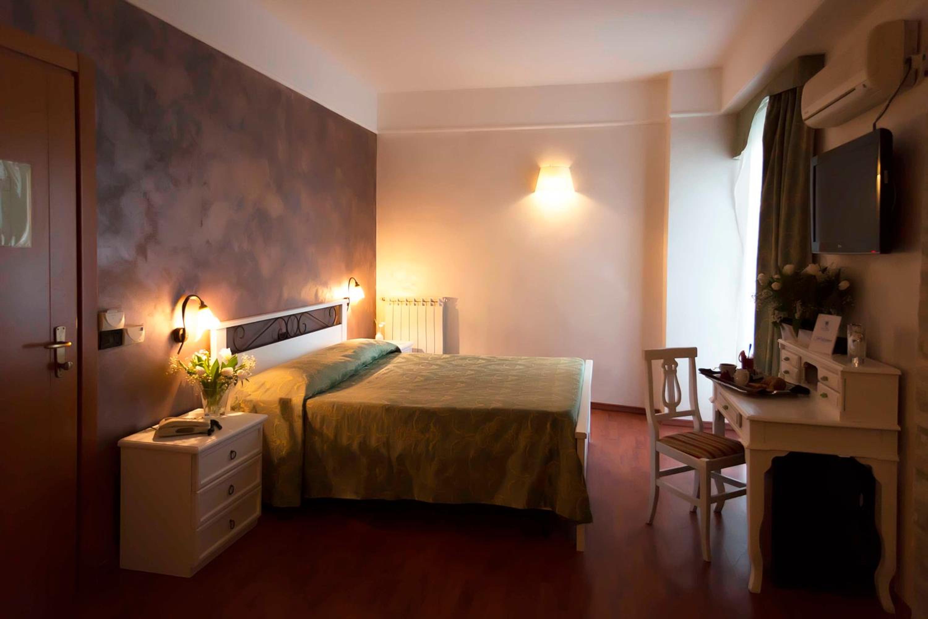 Junior Suite - Photo 1