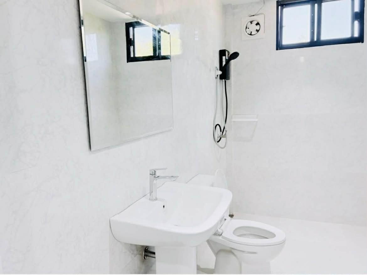 Basic Triple Room photo 1