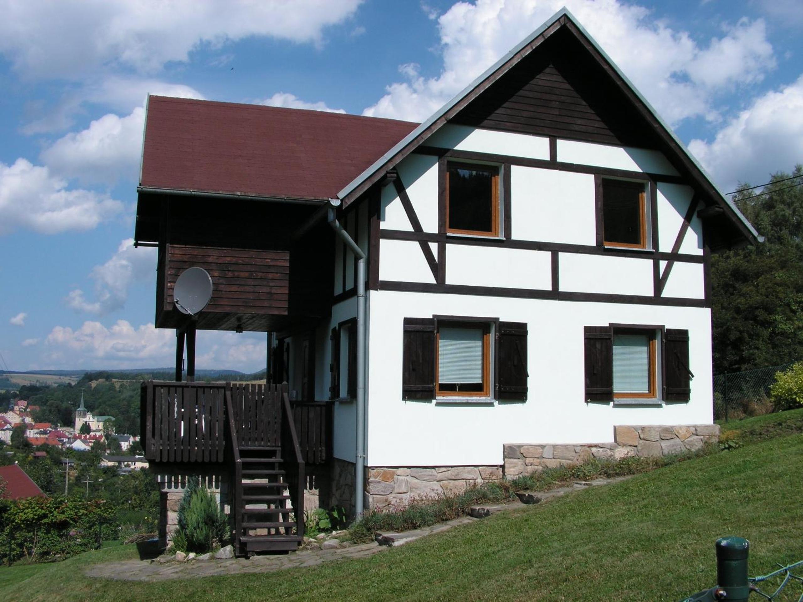 Four-Bedroom House photo 2