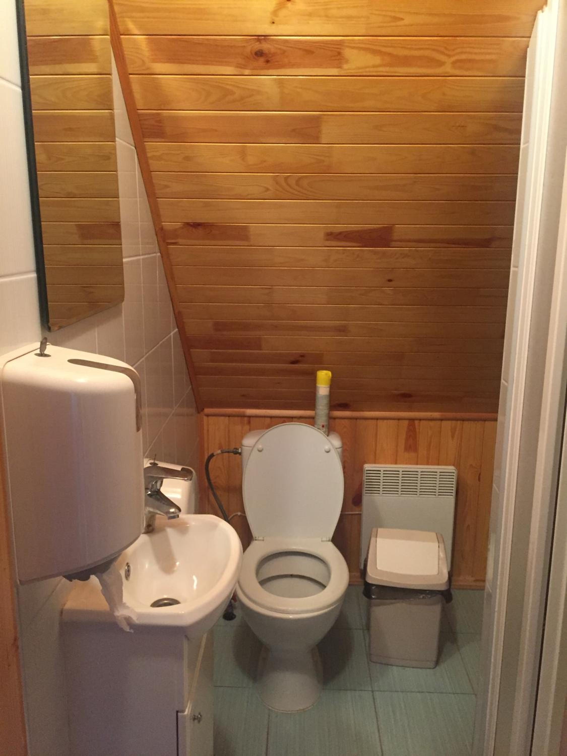 Double Room with Private Bathroom photo 3