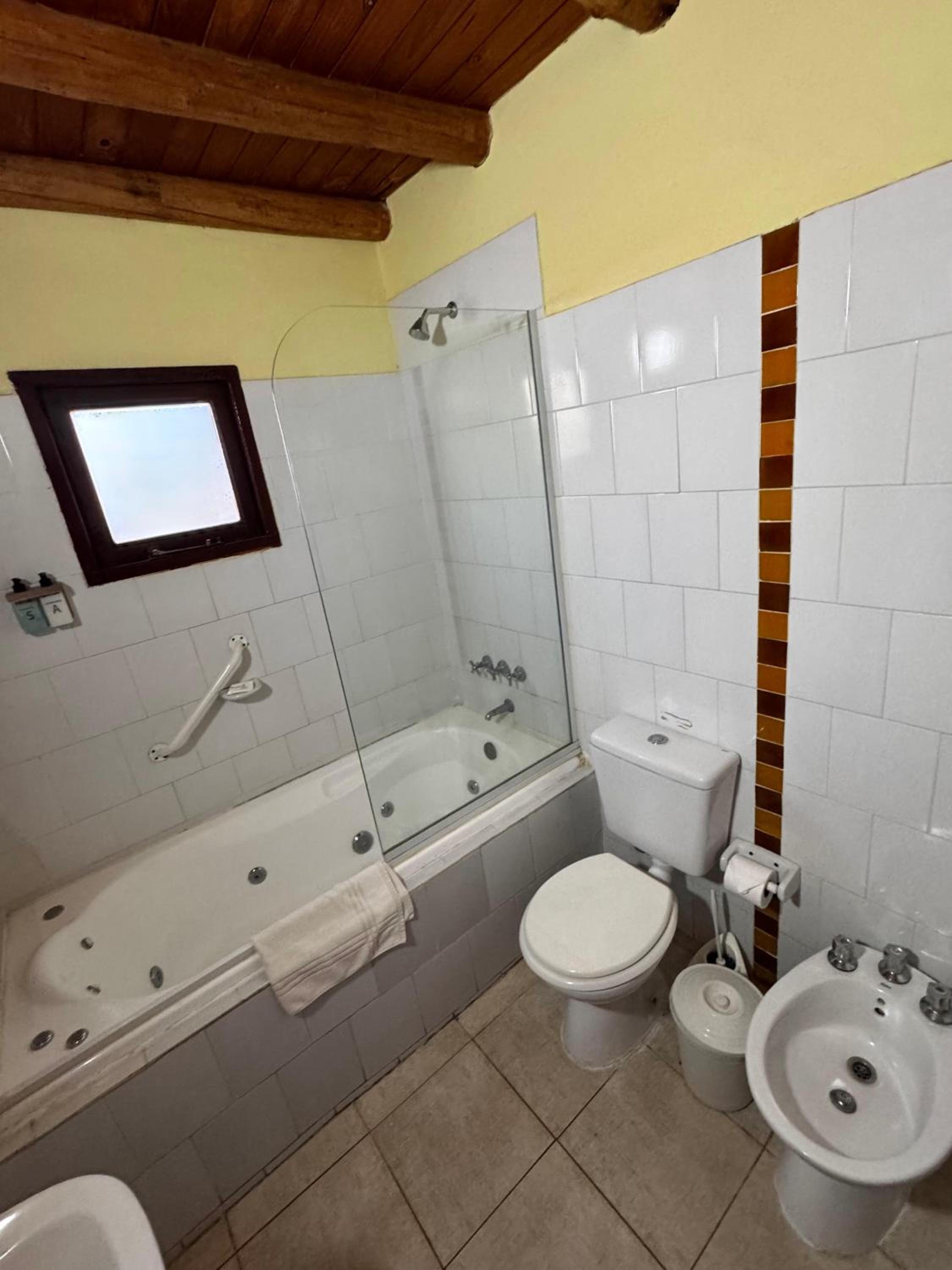 Deluxe Bungalow photo 1