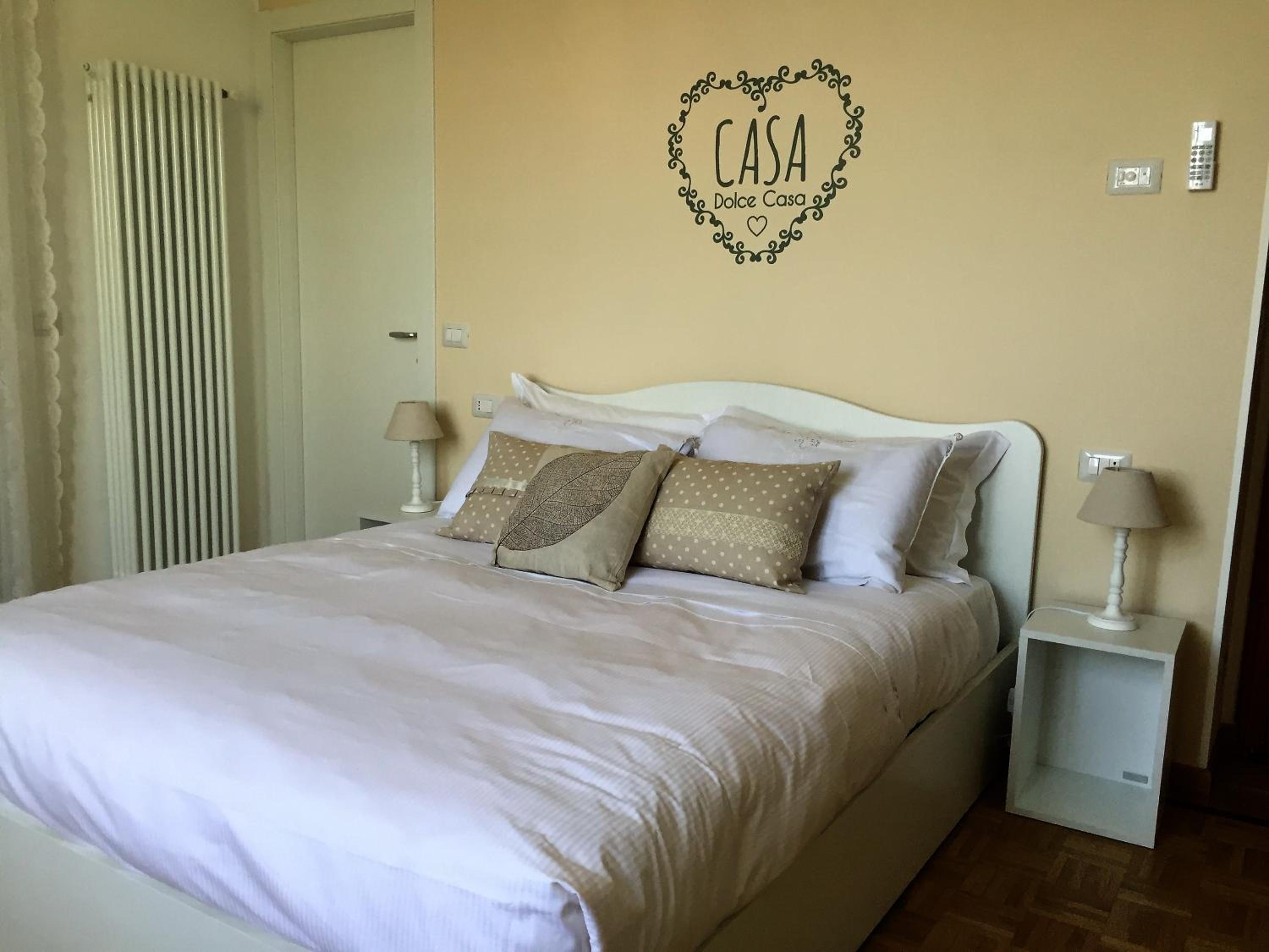 Double Room with Private Bathroom - Photo 5