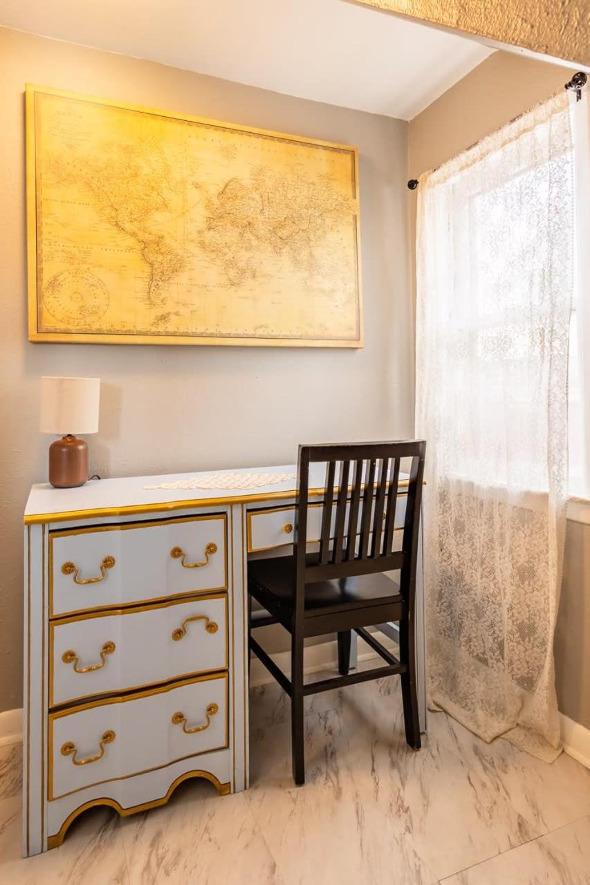 One-Bedroom Apartment - Photo 10